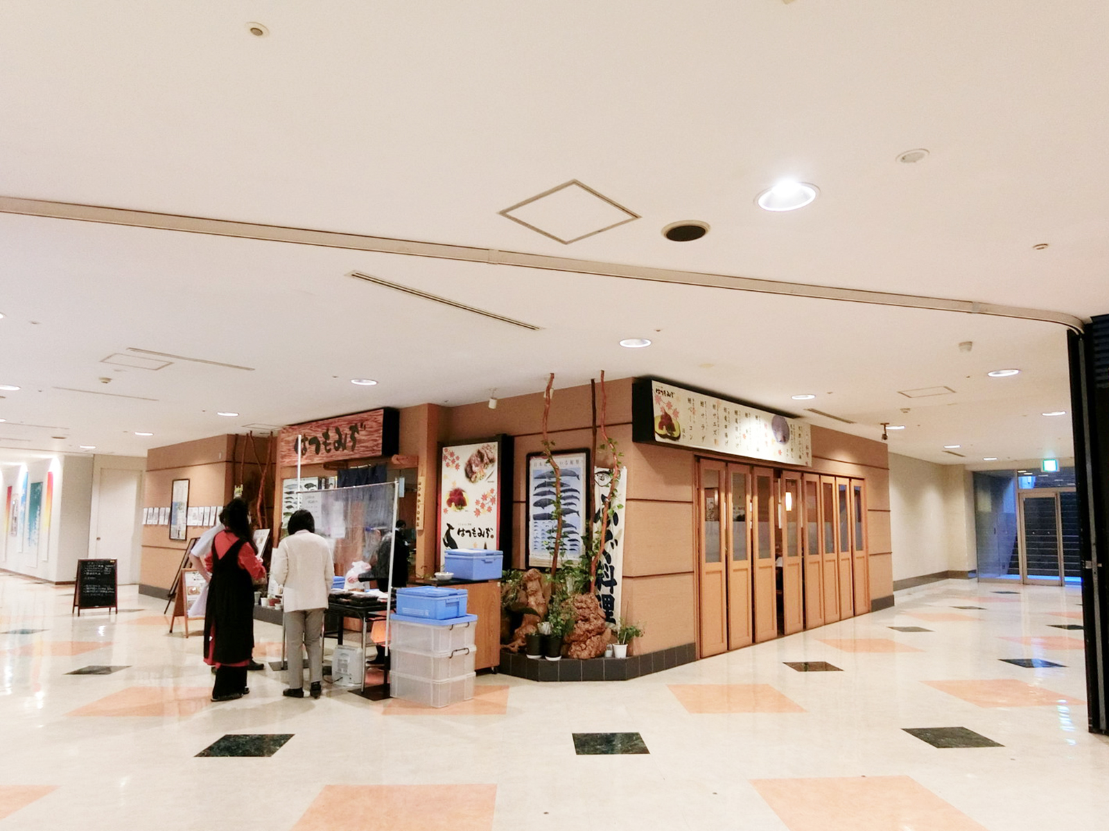 地下1階の飲食店街