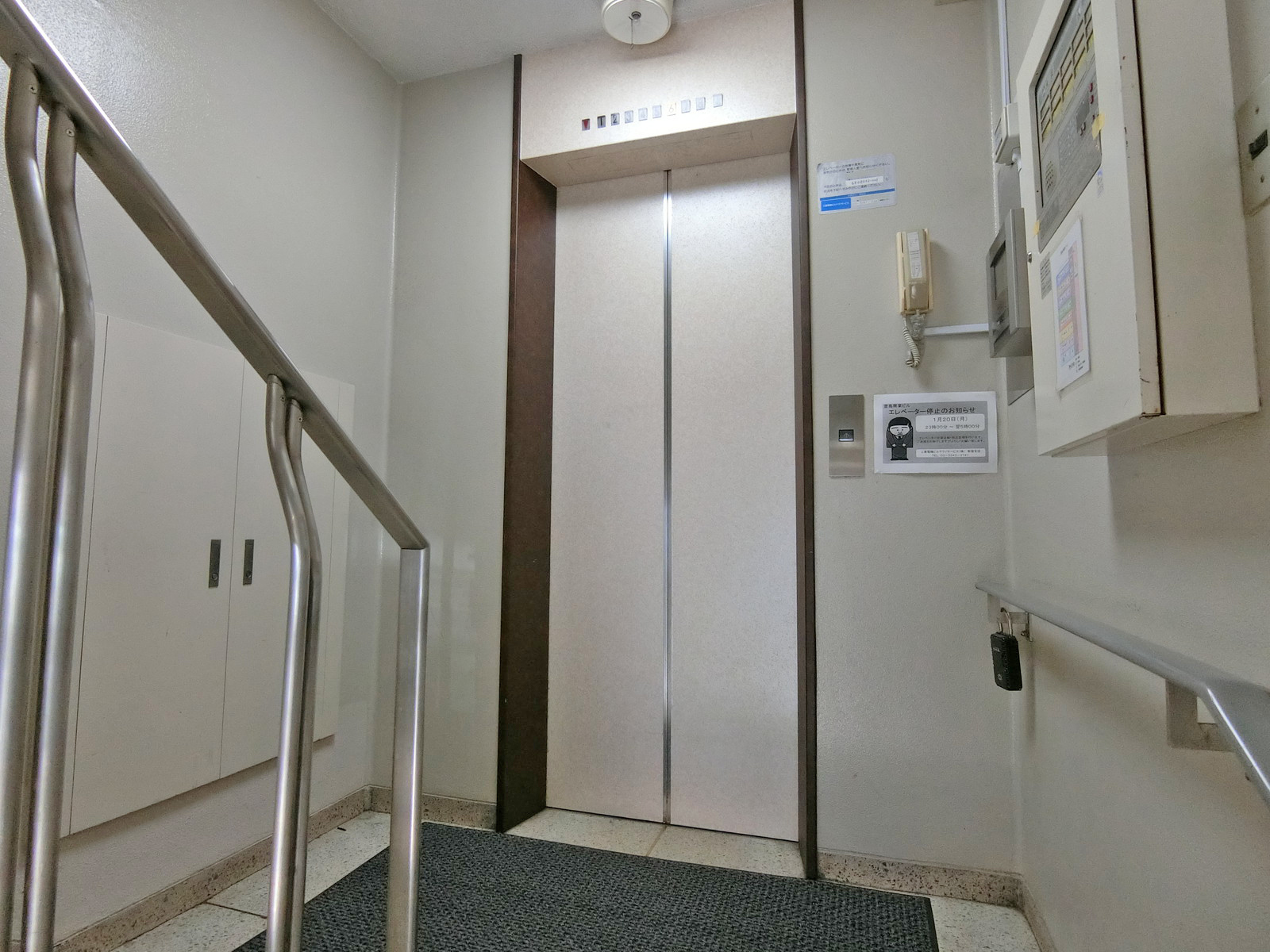 エレベーター