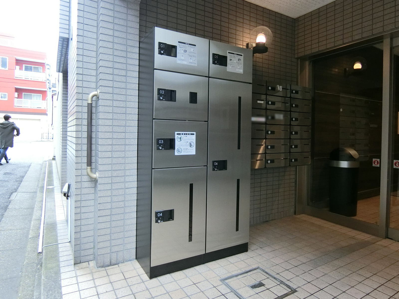 宅配ボックス