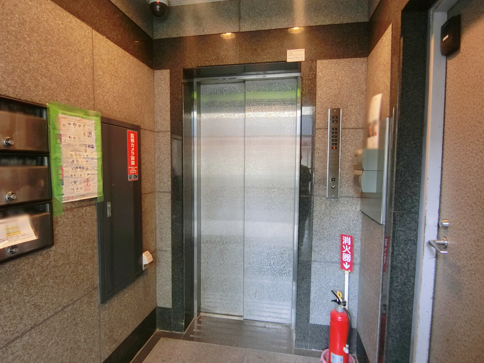 エレベーター