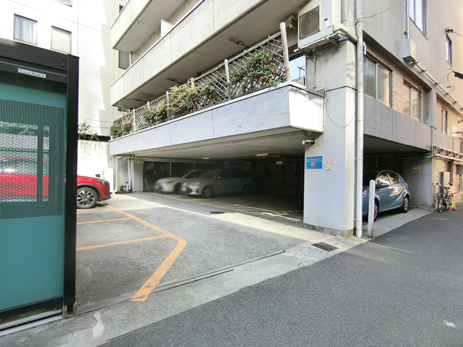 駐車場
