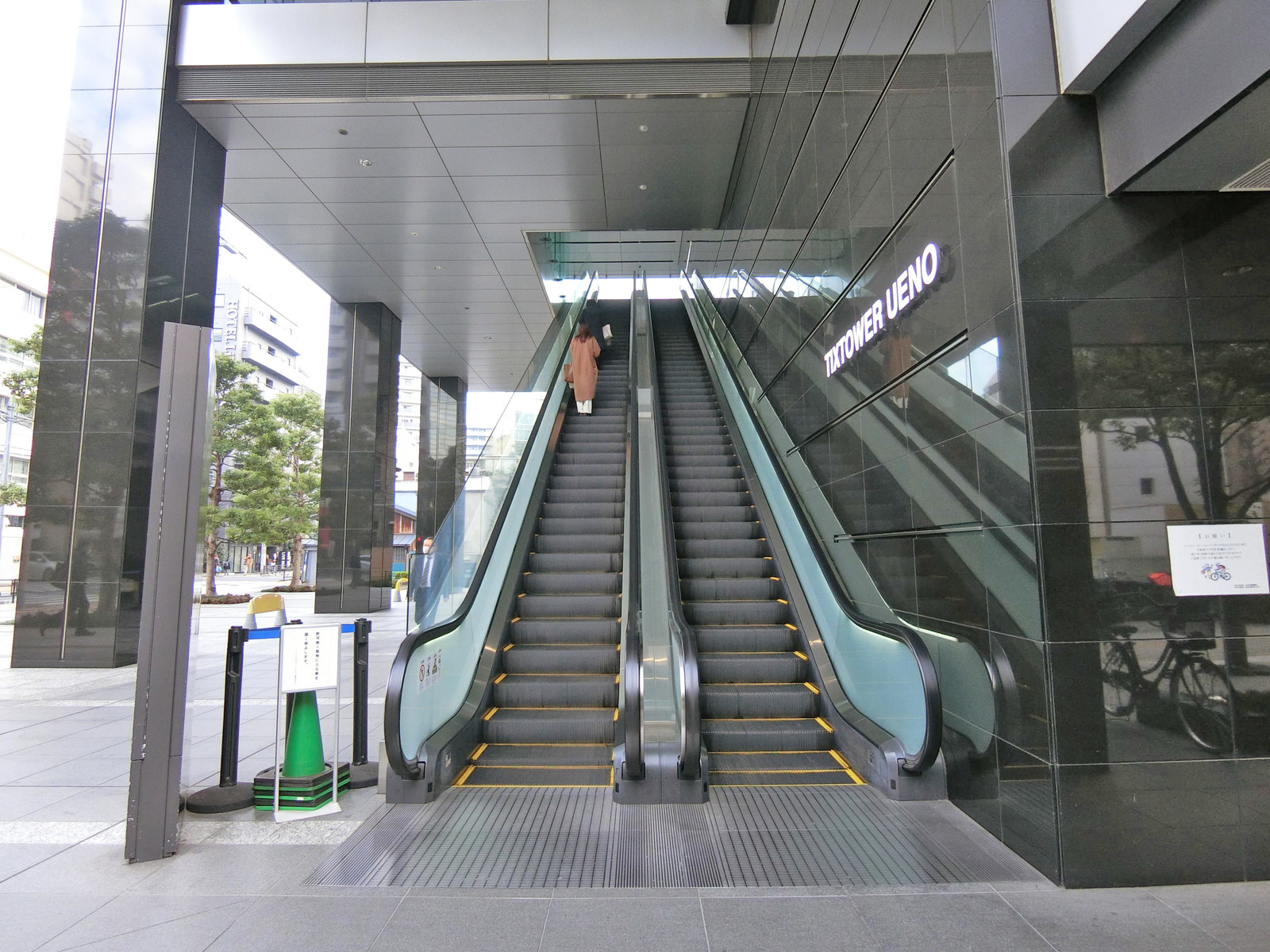 エスカレーター