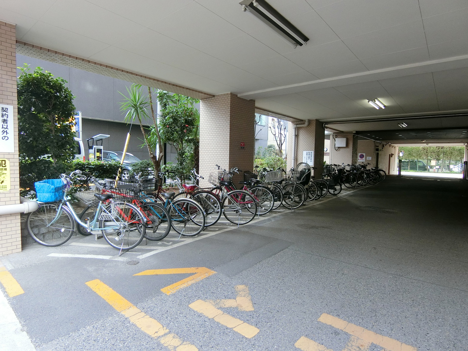 駐輪場