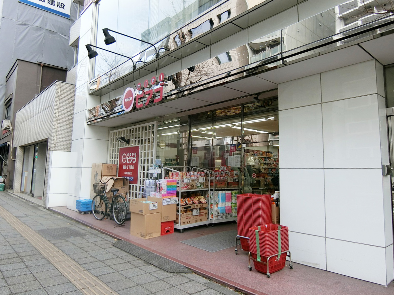 1階のスーパー