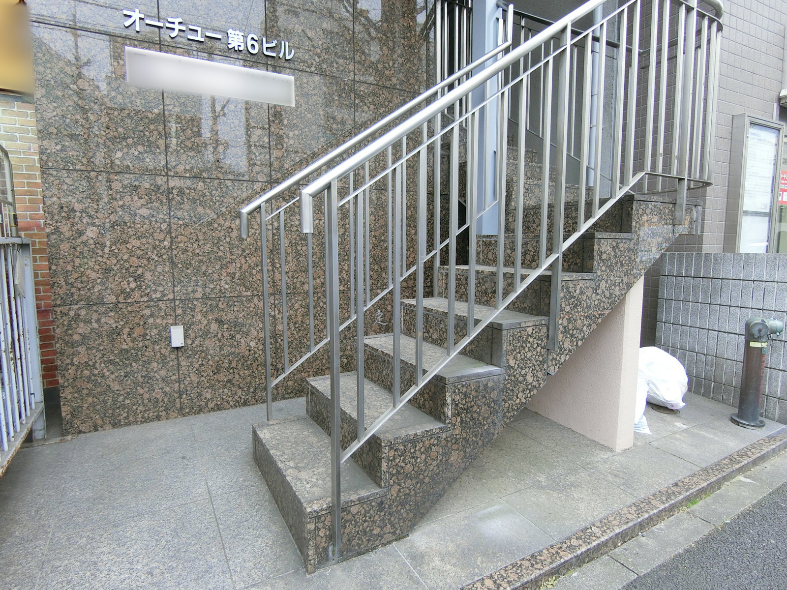 エントランスアプローチ
