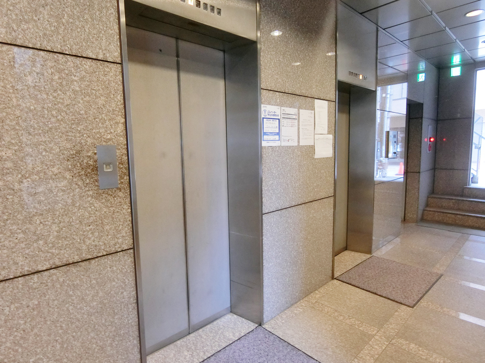 エレベーター