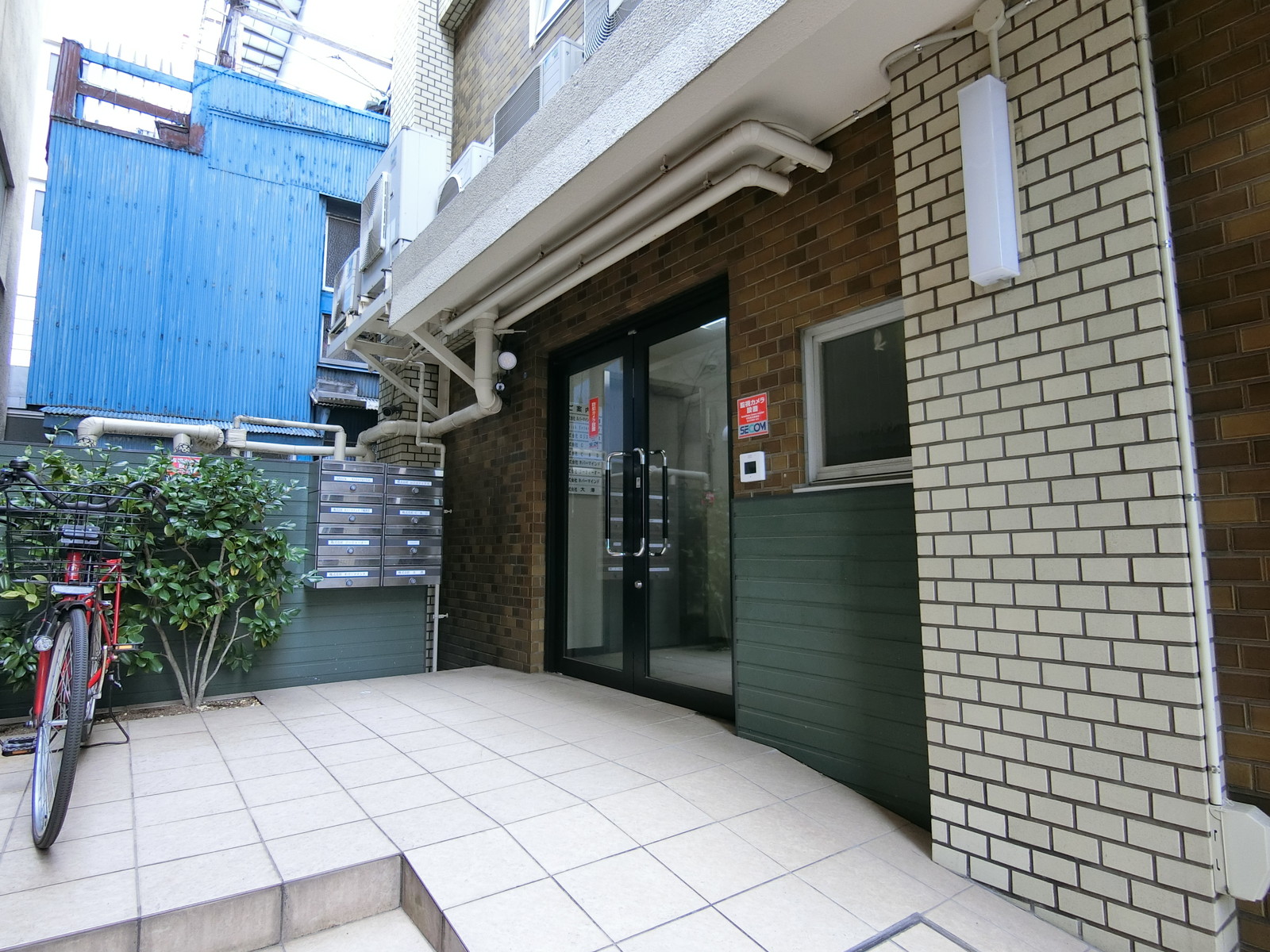 1階出入口の様子