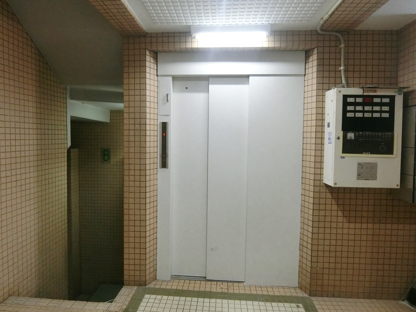 エレベーター