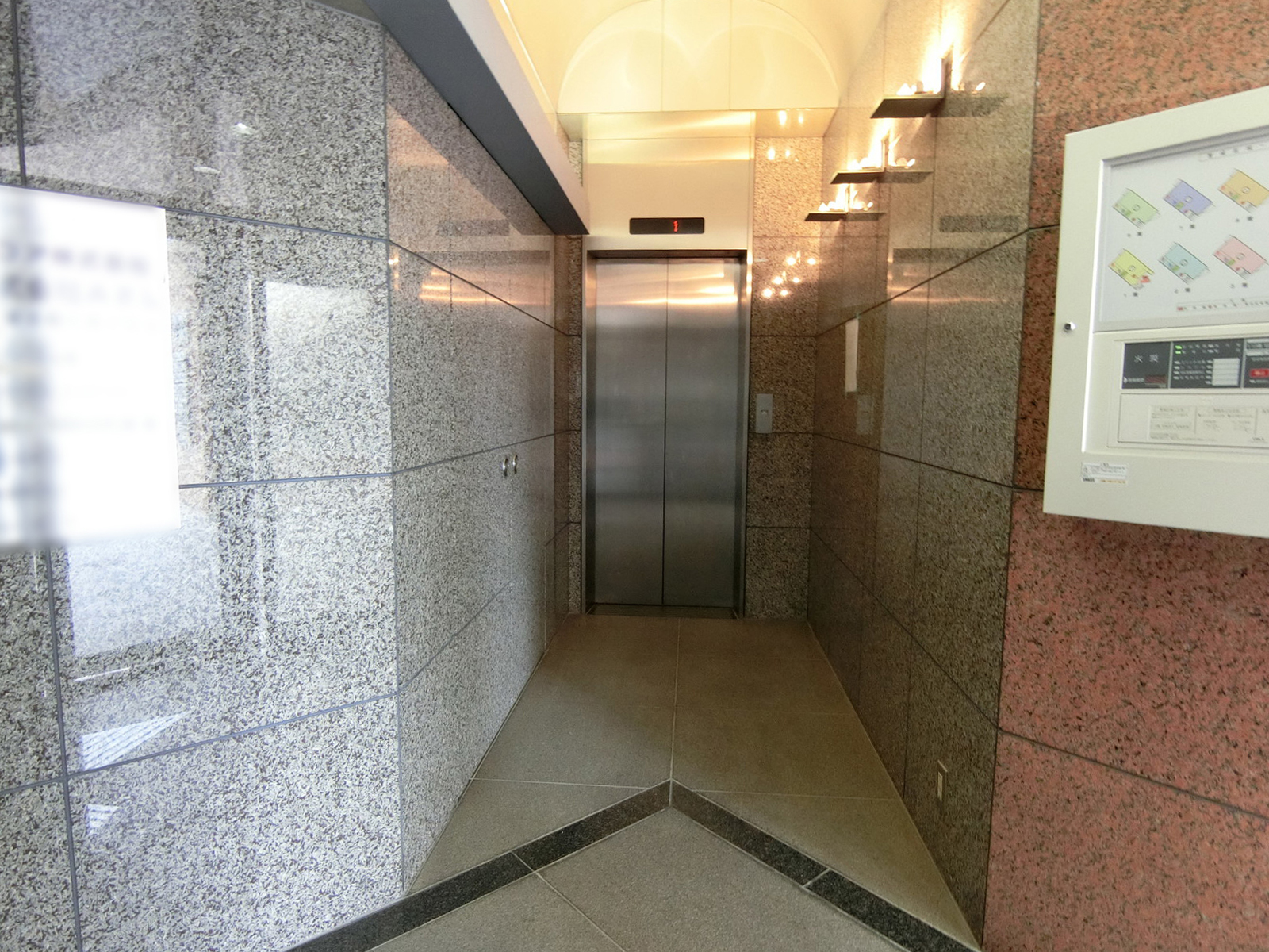 エレベーターホール