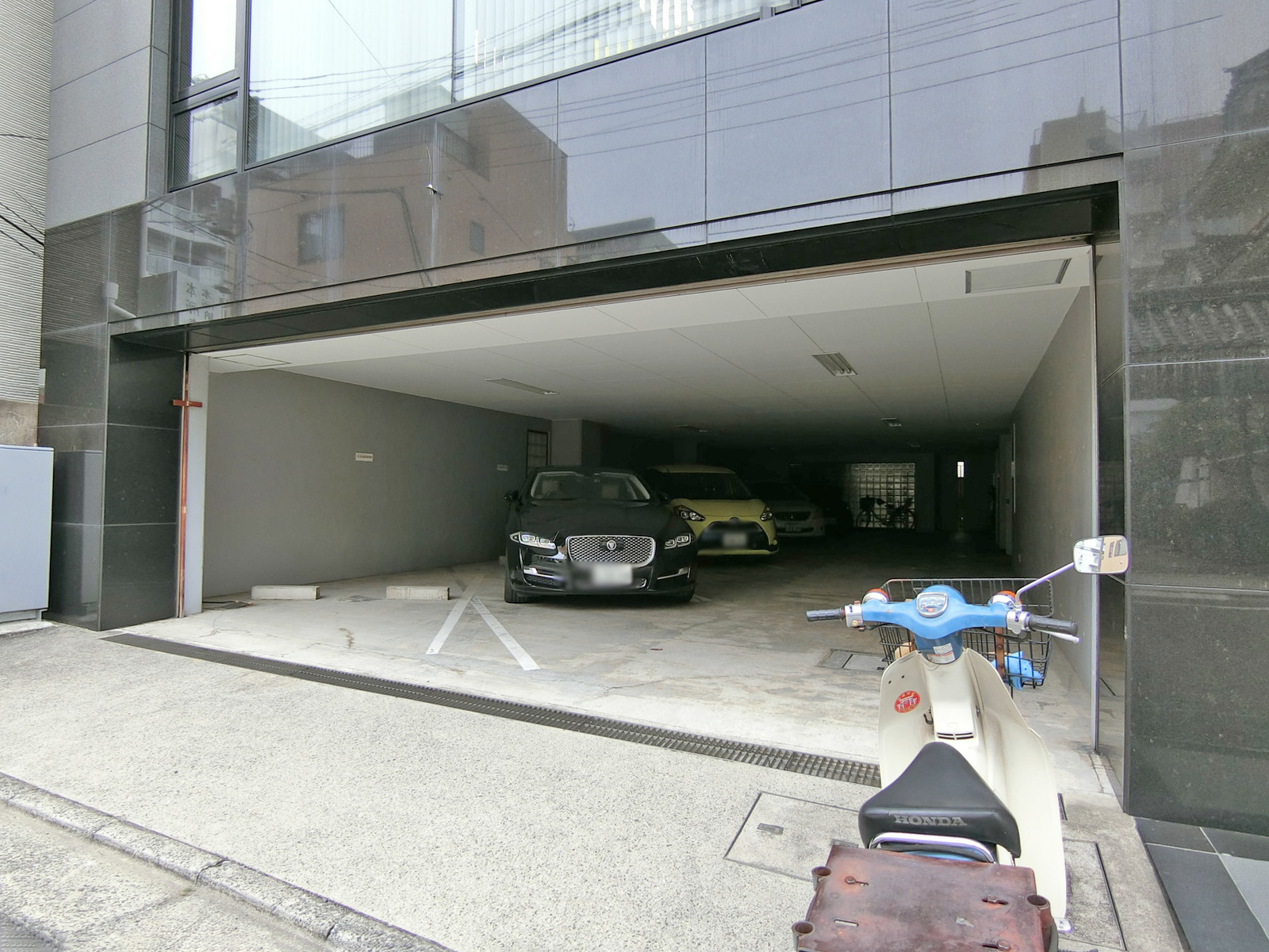 駐車場