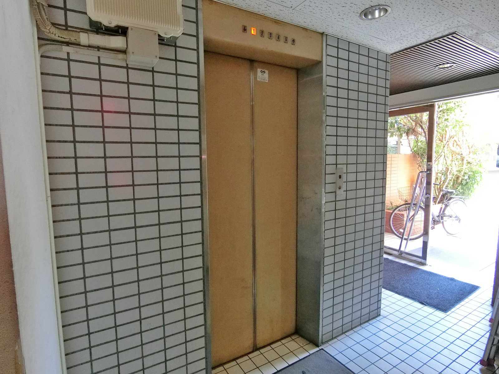 エレベーター