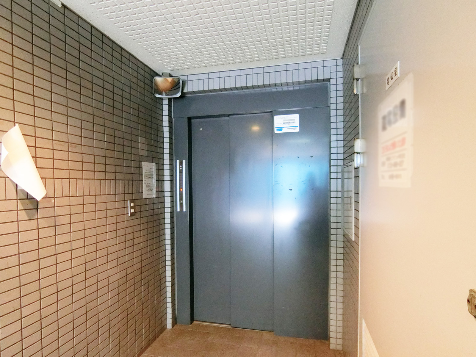エレベーター
