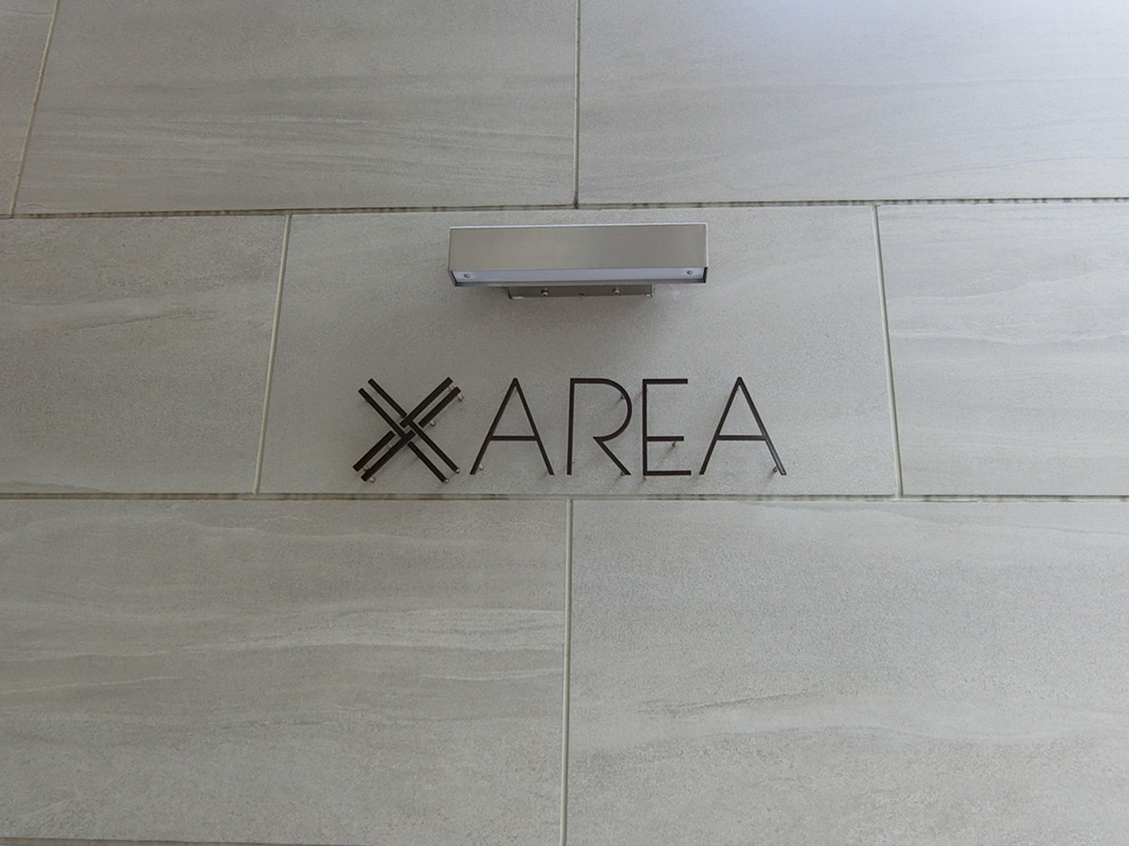 ネームプレート：	XAREA自由が丘