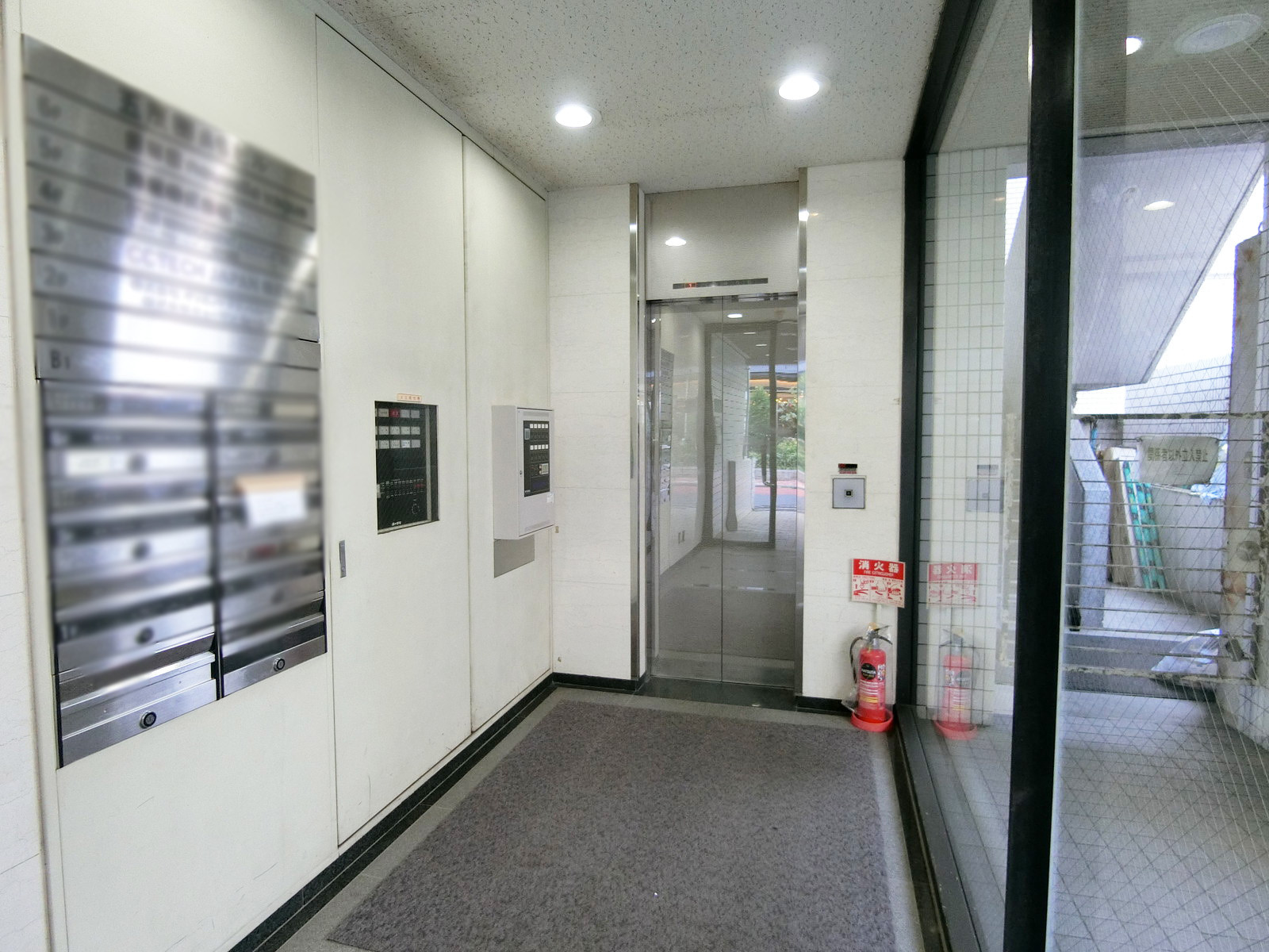エントランス