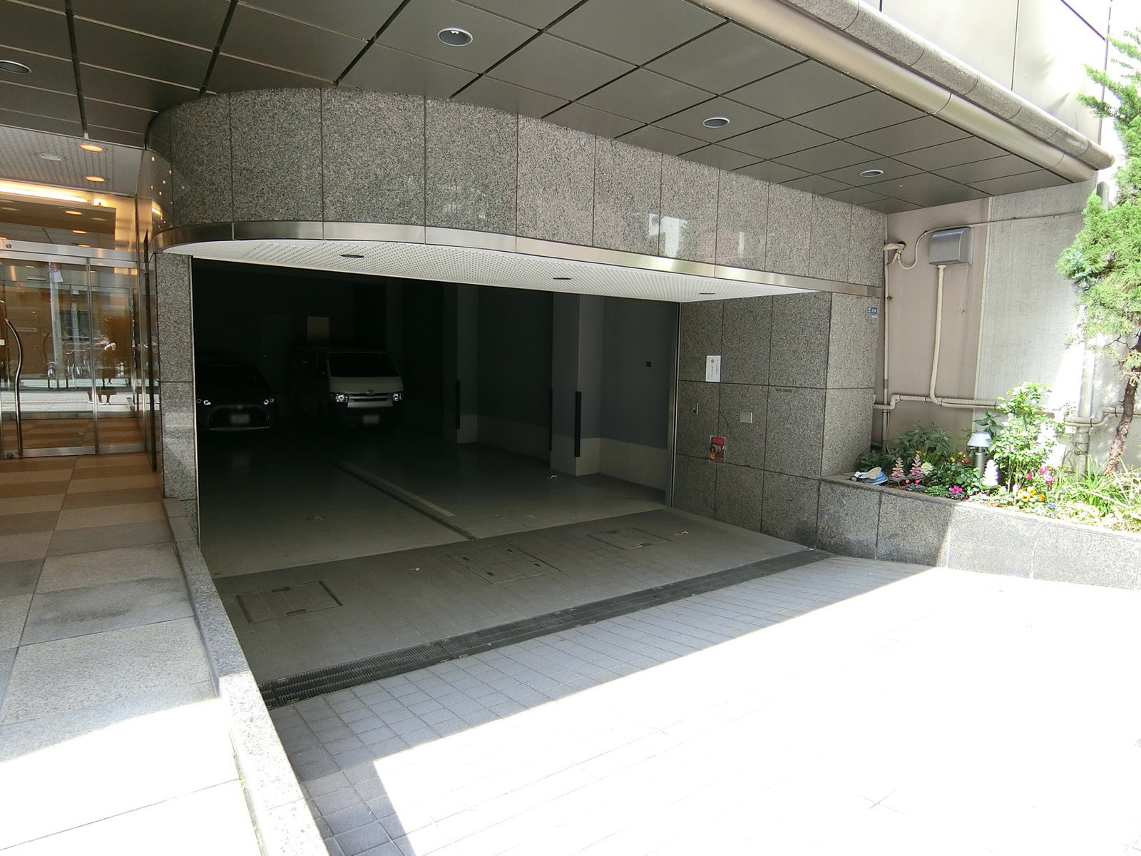 駐車場併設