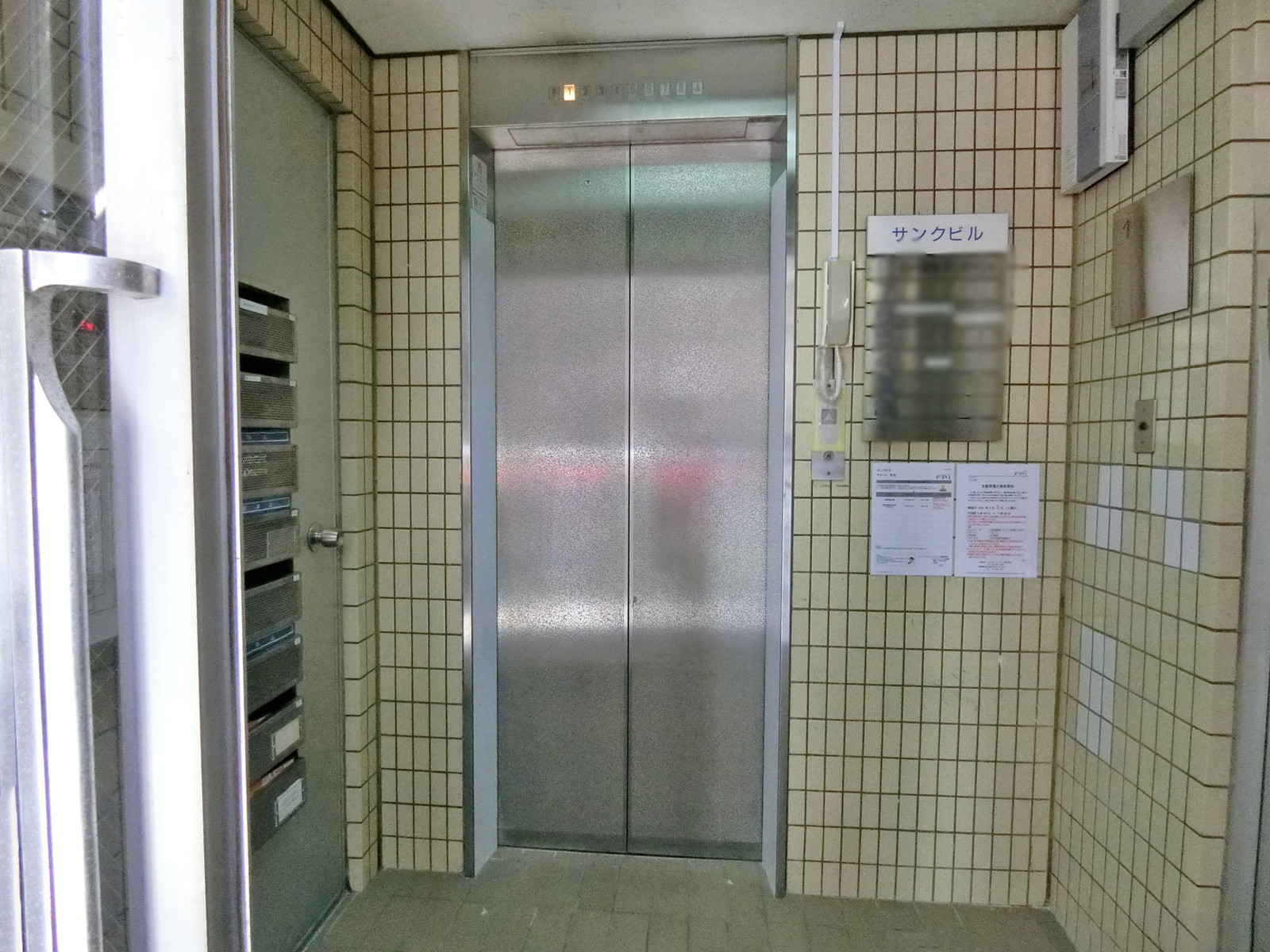 エレベーター