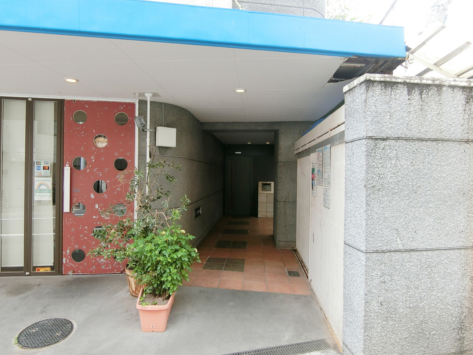 エントランスアプローチ
