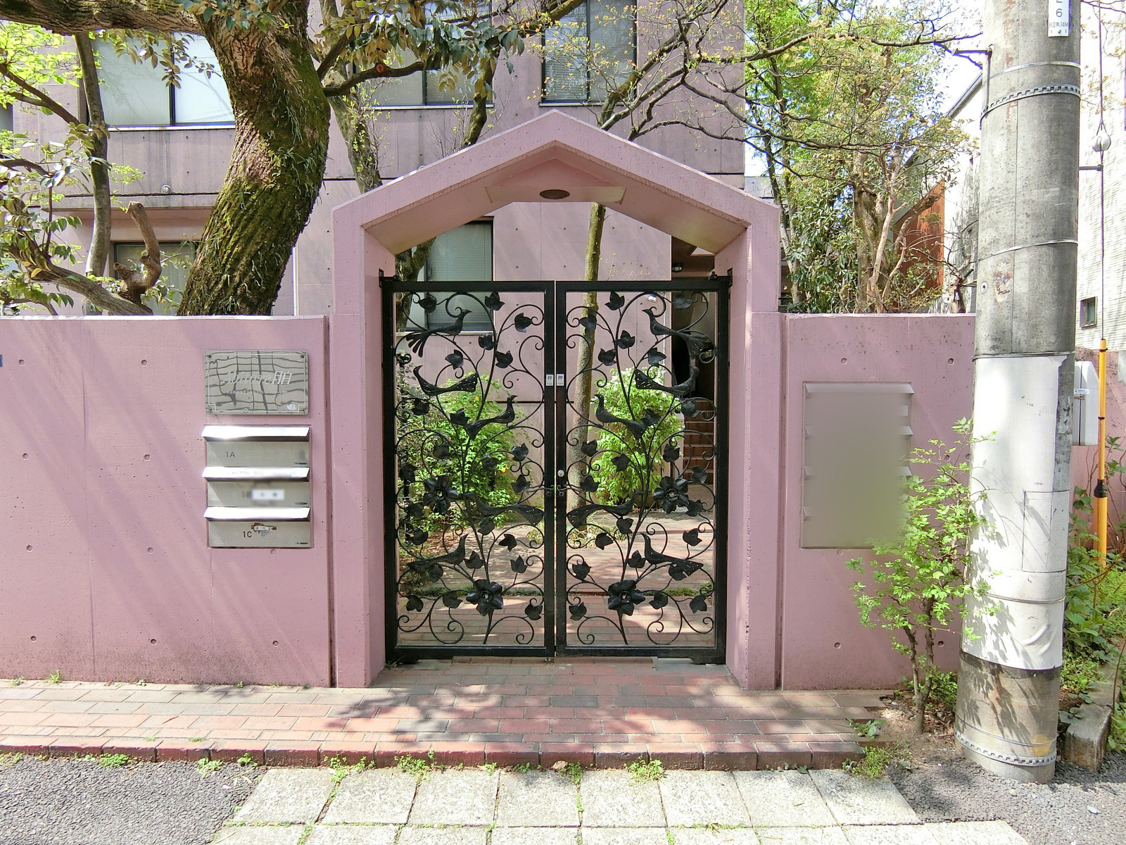 建物出入口
