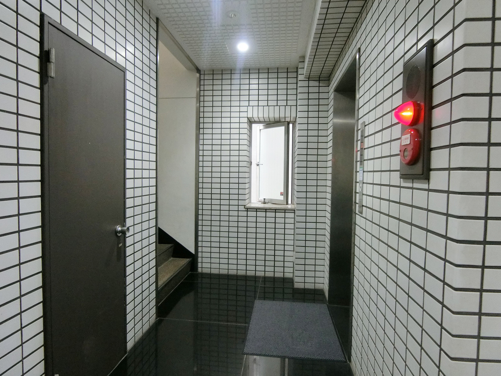 エレベーターホール