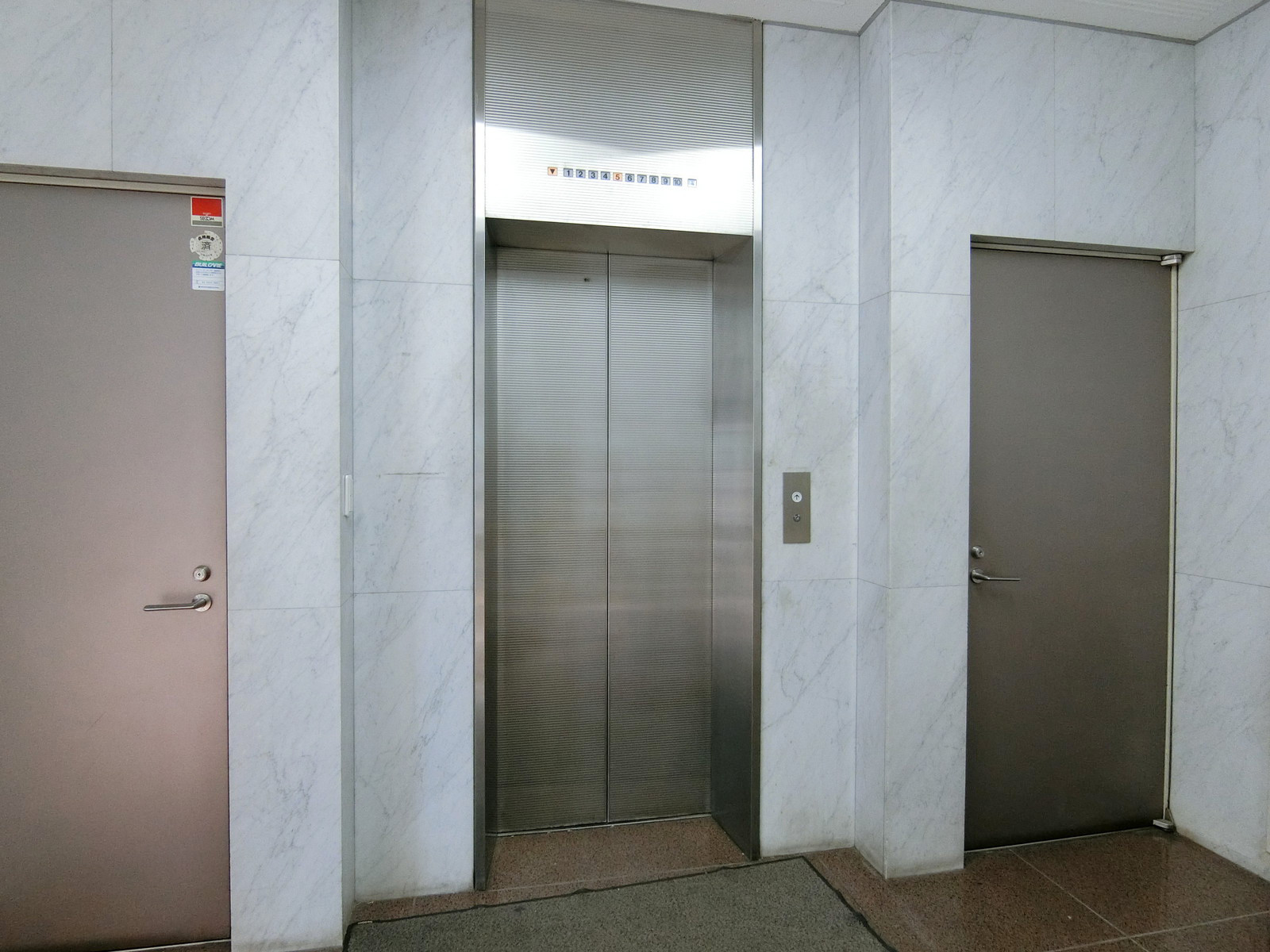 エレベーター