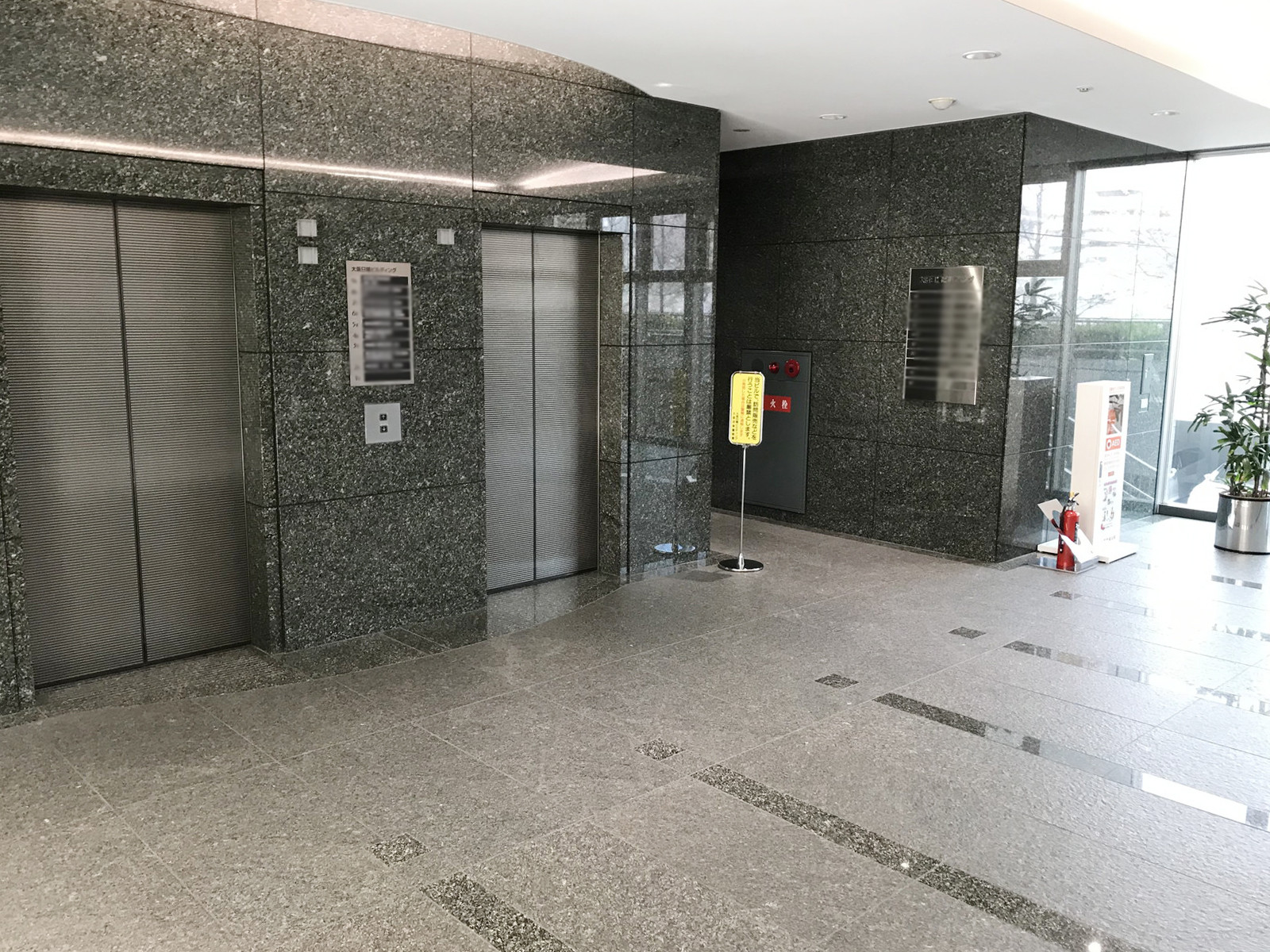 エレベーターホール
