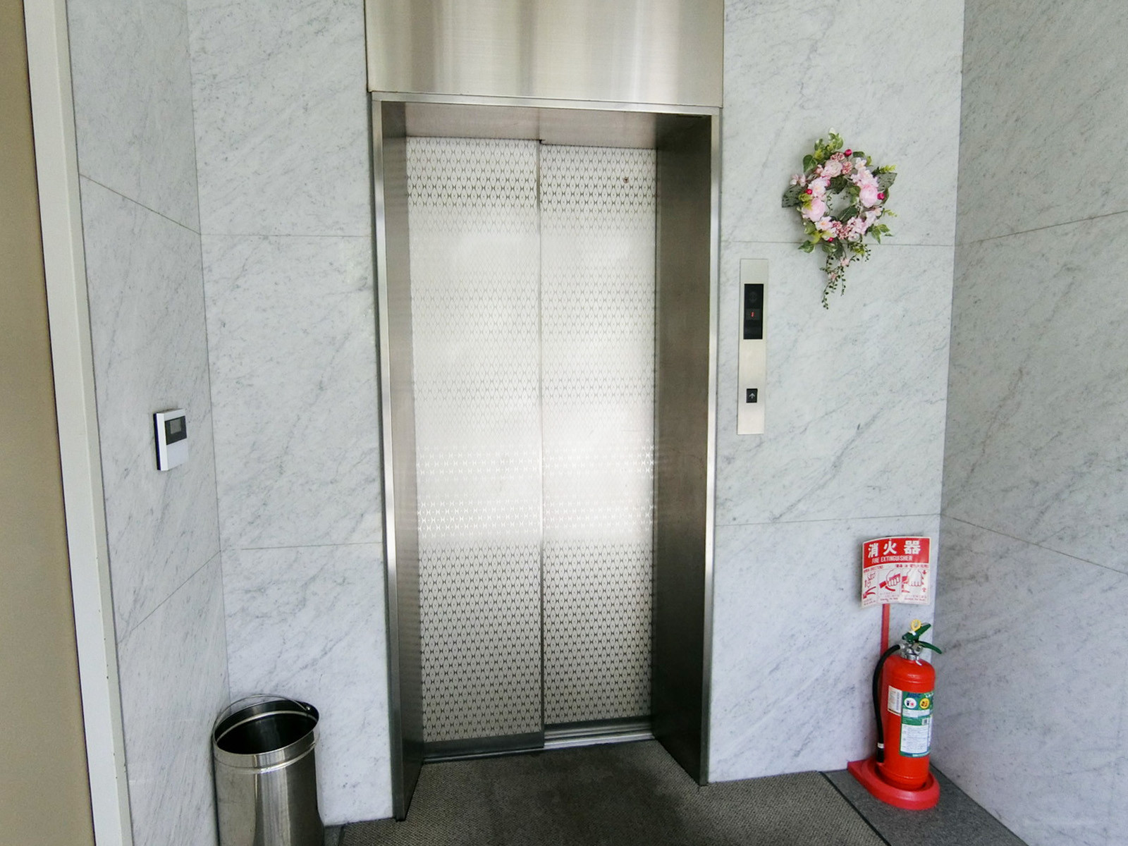 エレベーター