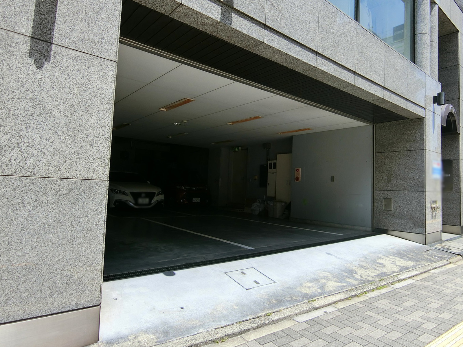 駐車場併設