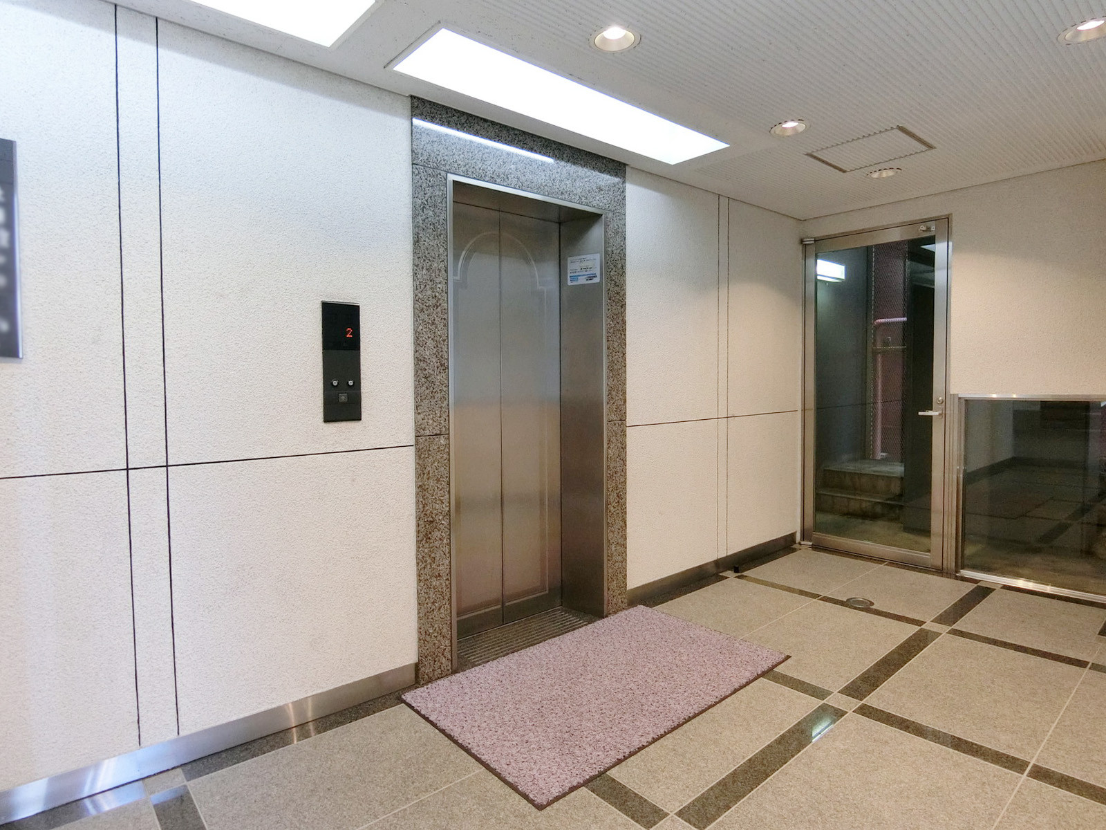 エレベーター