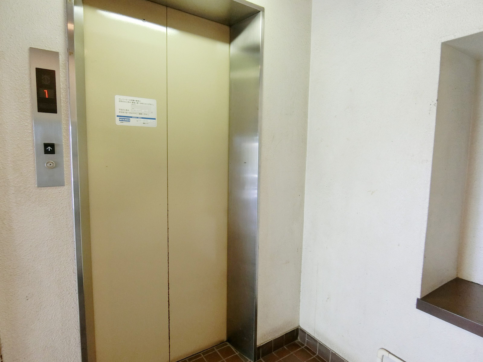 エレベーター
