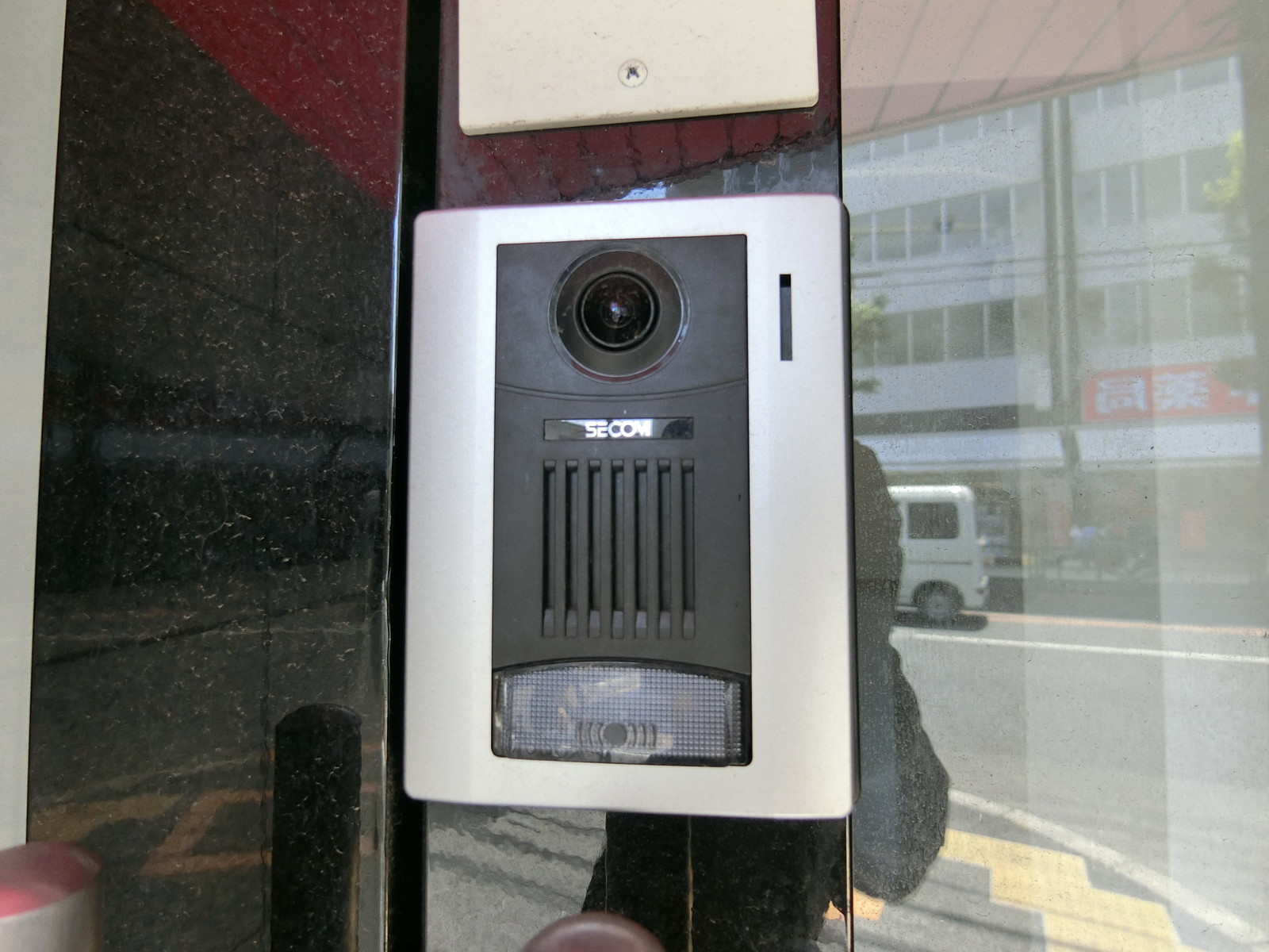インターホン
