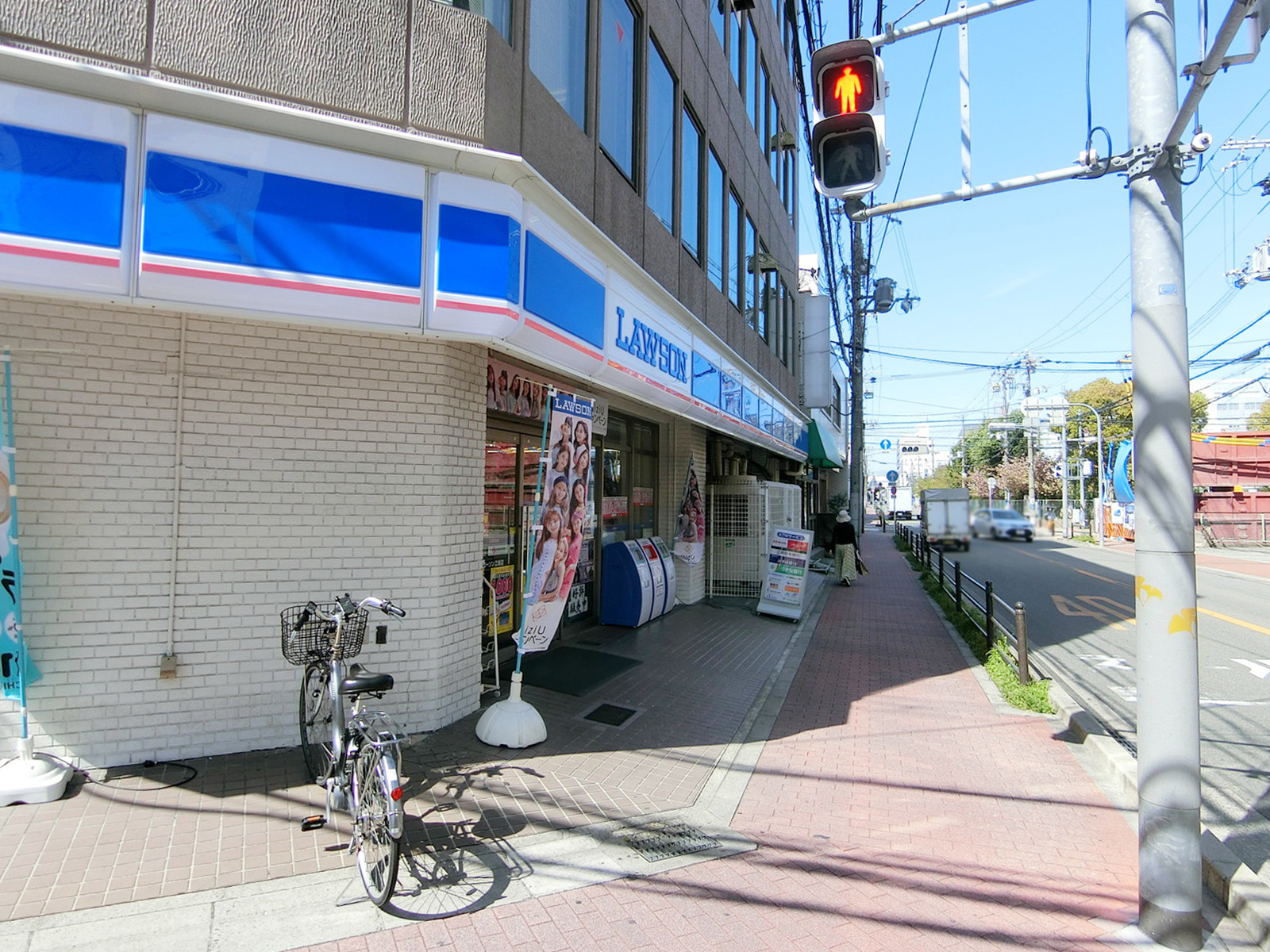 1階：ローソン 江坂店