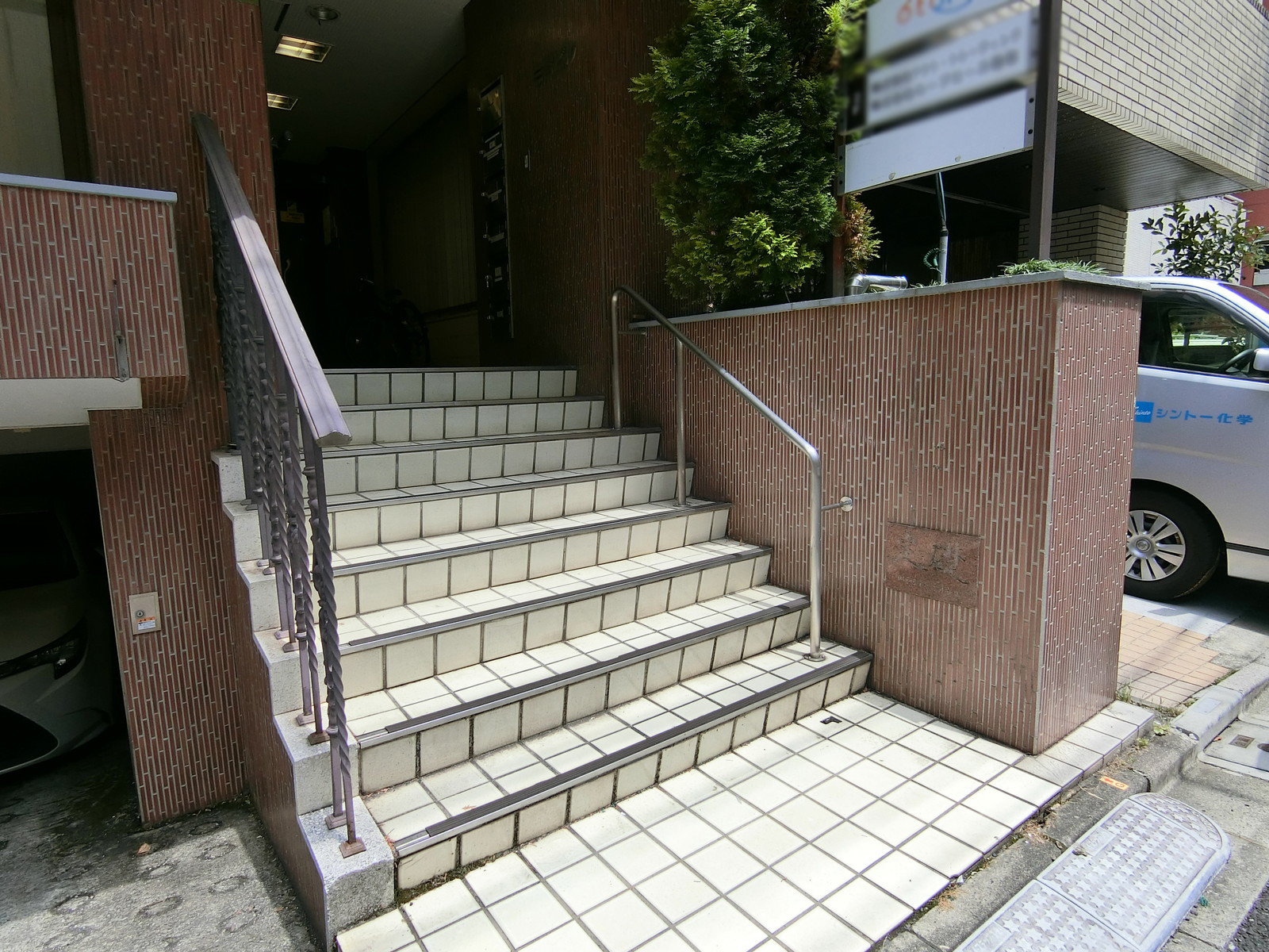 エントランスアプローチ
