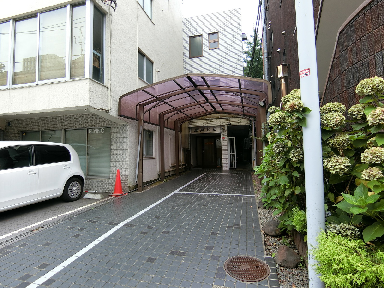 エントランスアプローチ