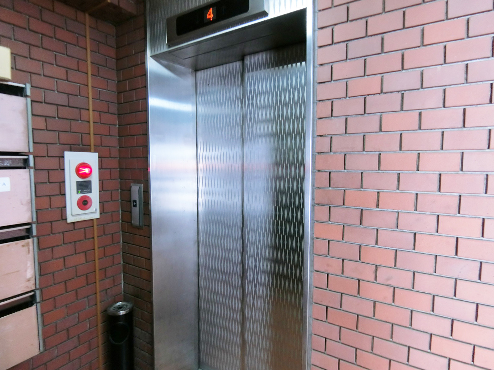 エレベーター