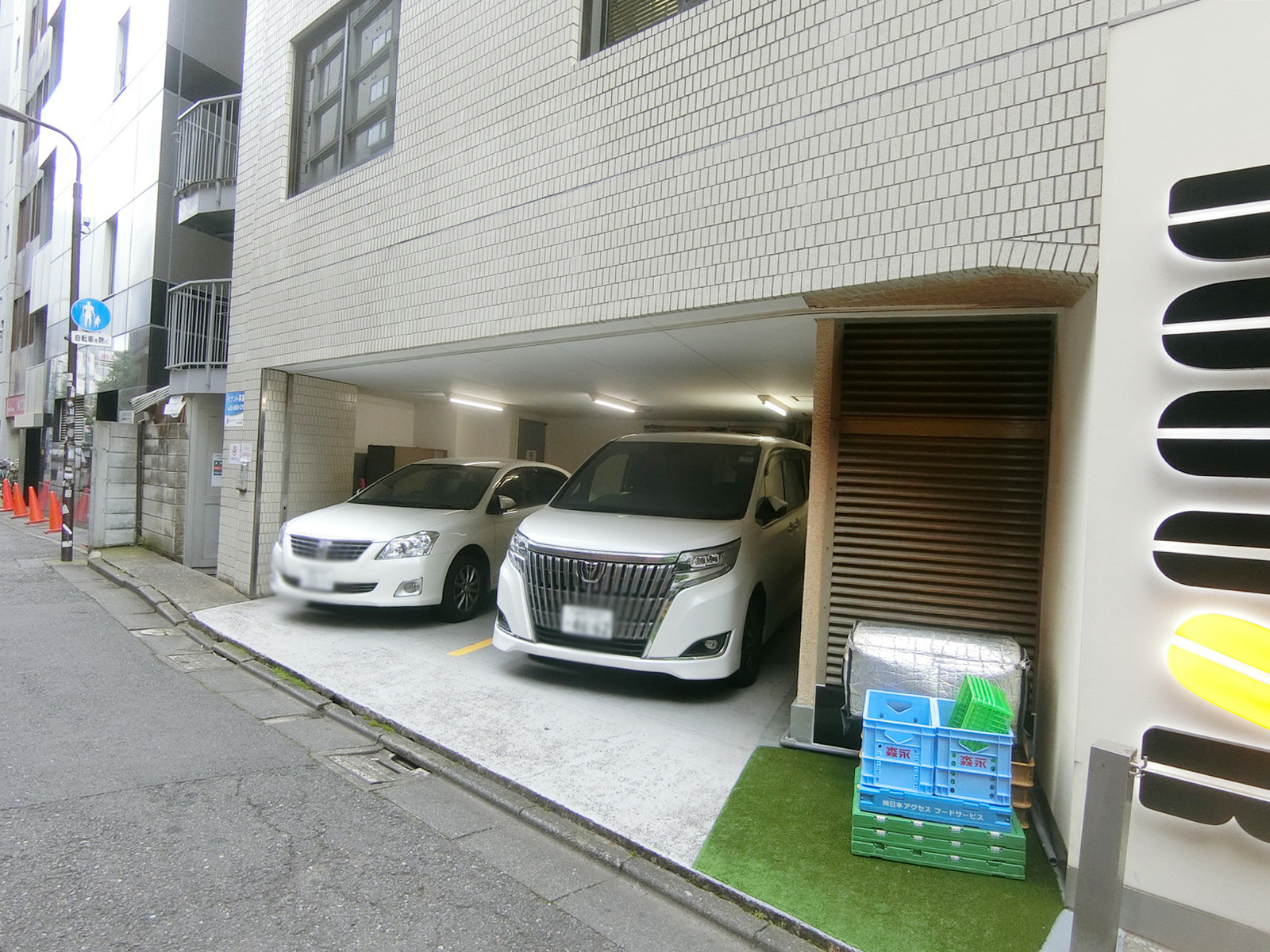 駐車場
