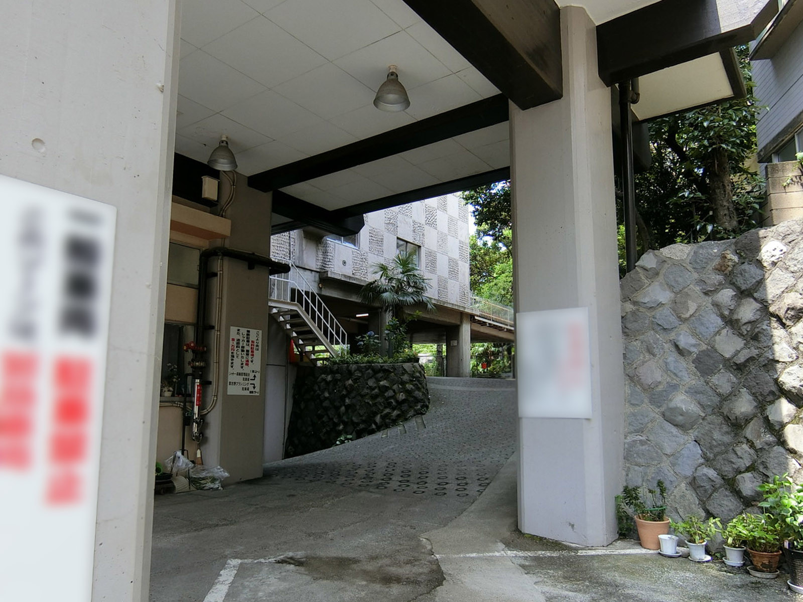 駐車場