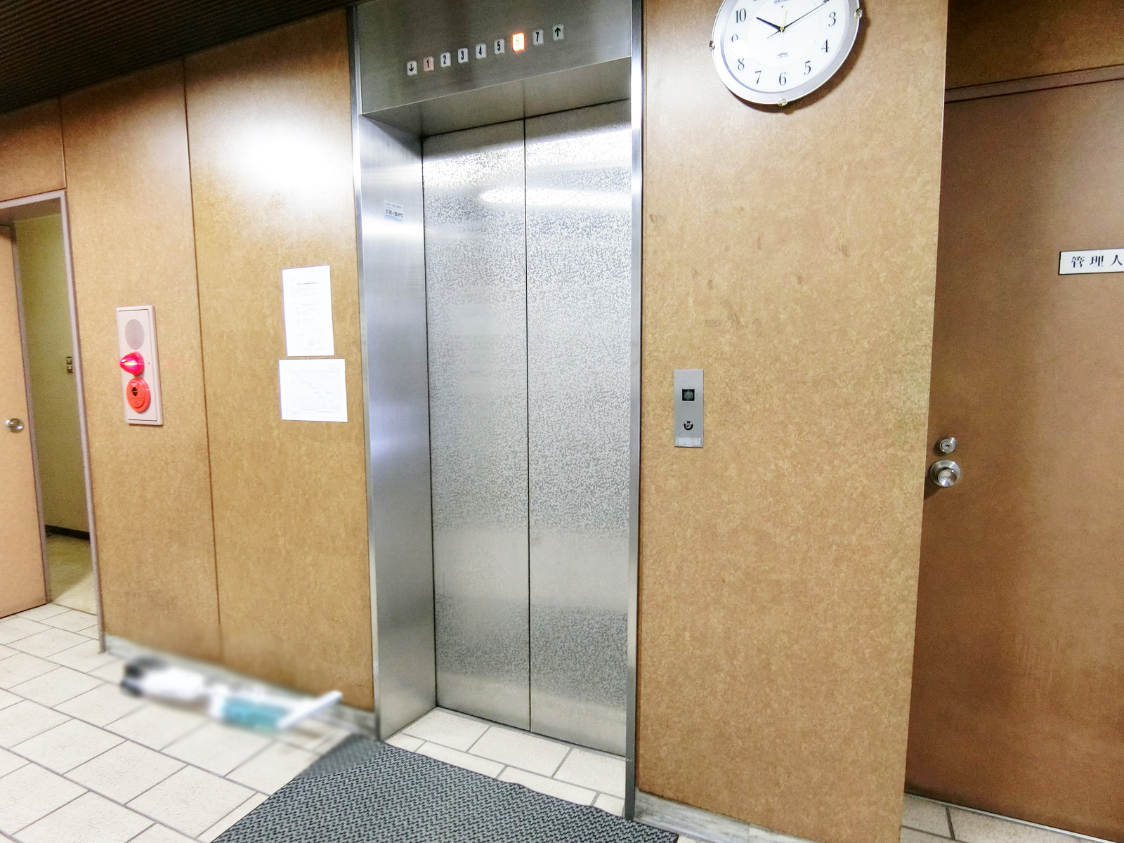 エレベーター