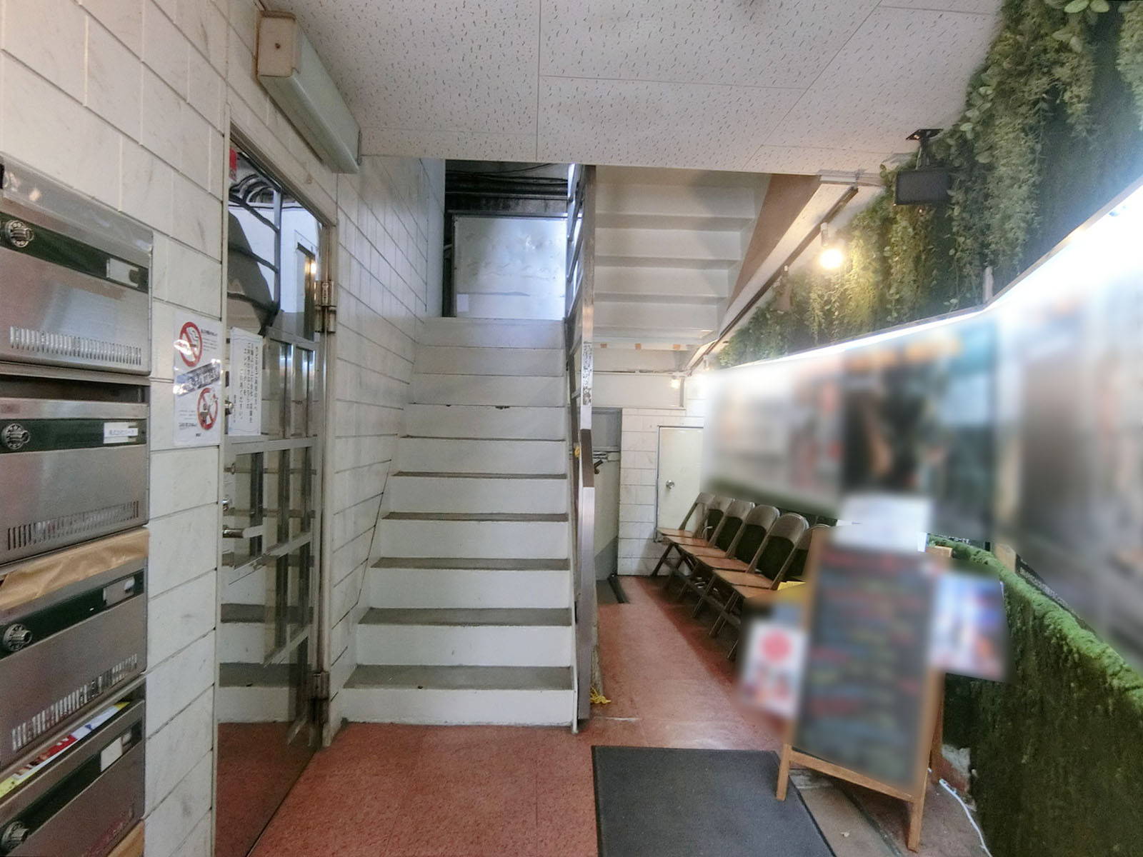 エントランス