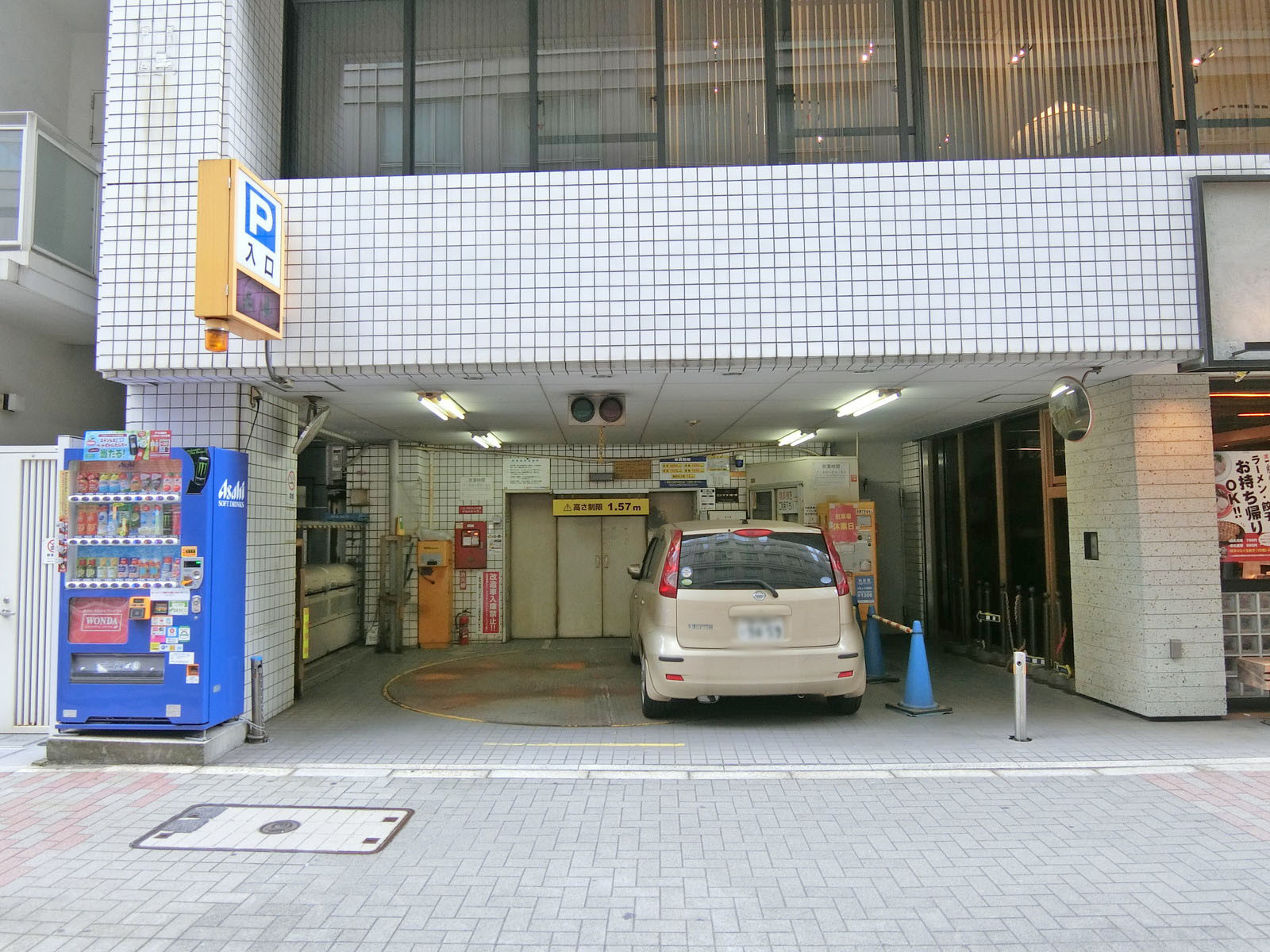 駐車場