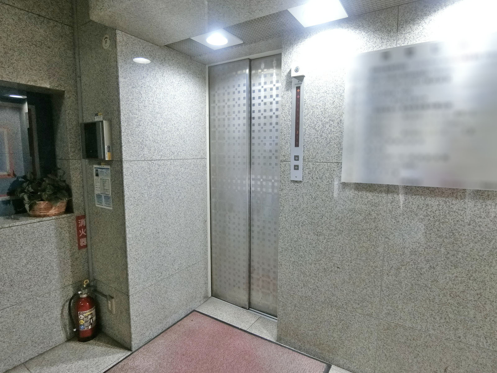 エレベーター