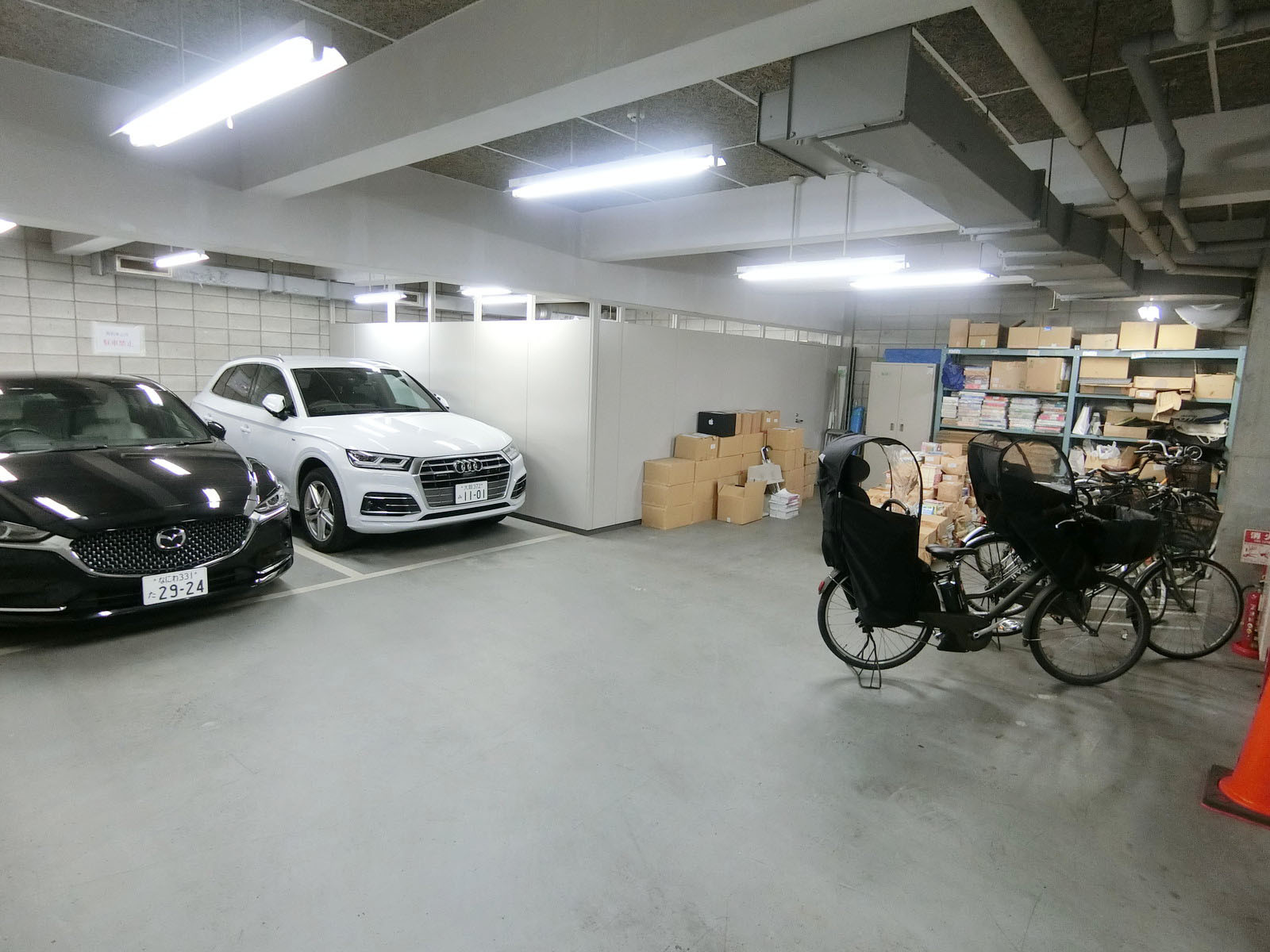 駐車場