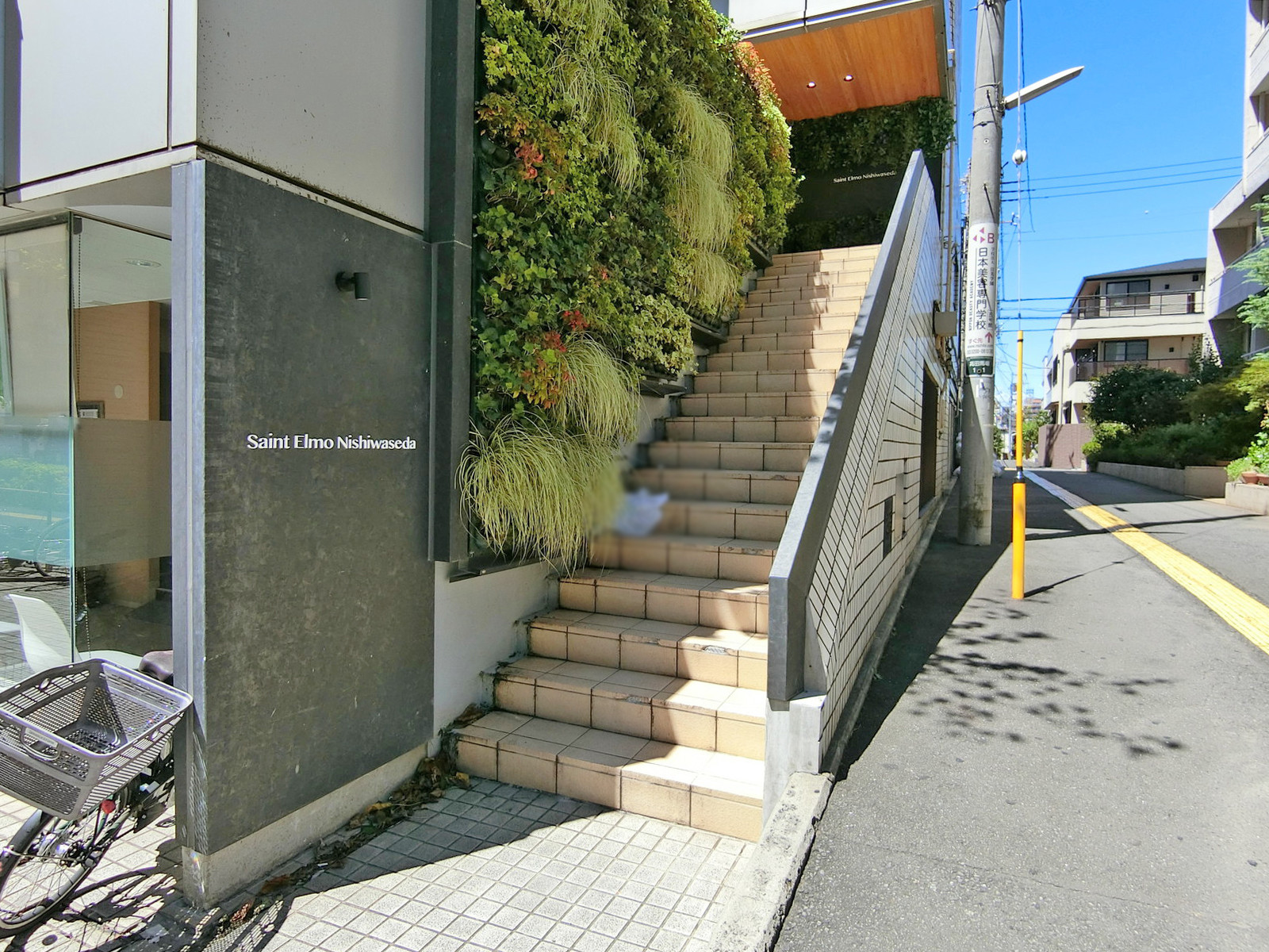 エントランスアプローチ