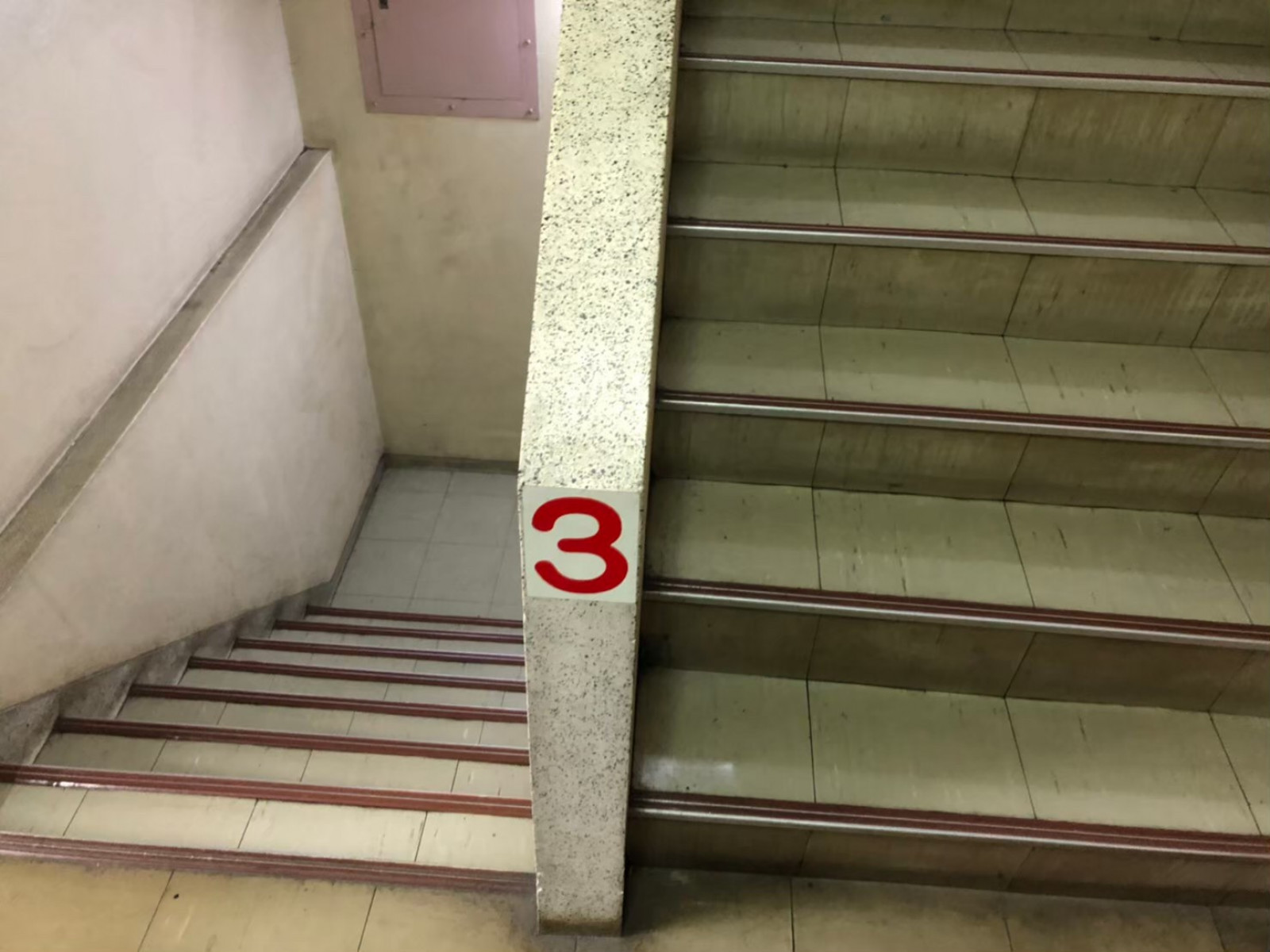 ビルの雰囲気 画像6