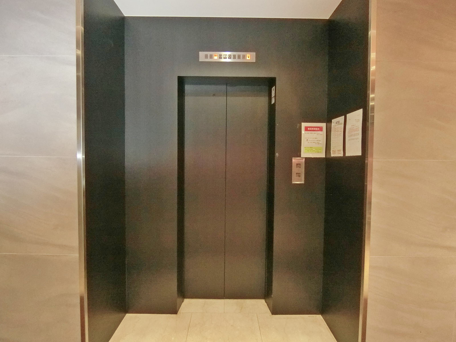 エレベーター
