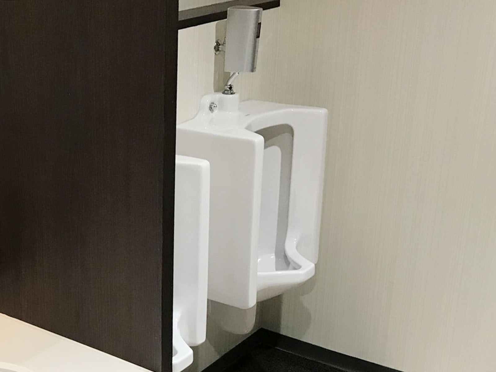 男性用トイレ