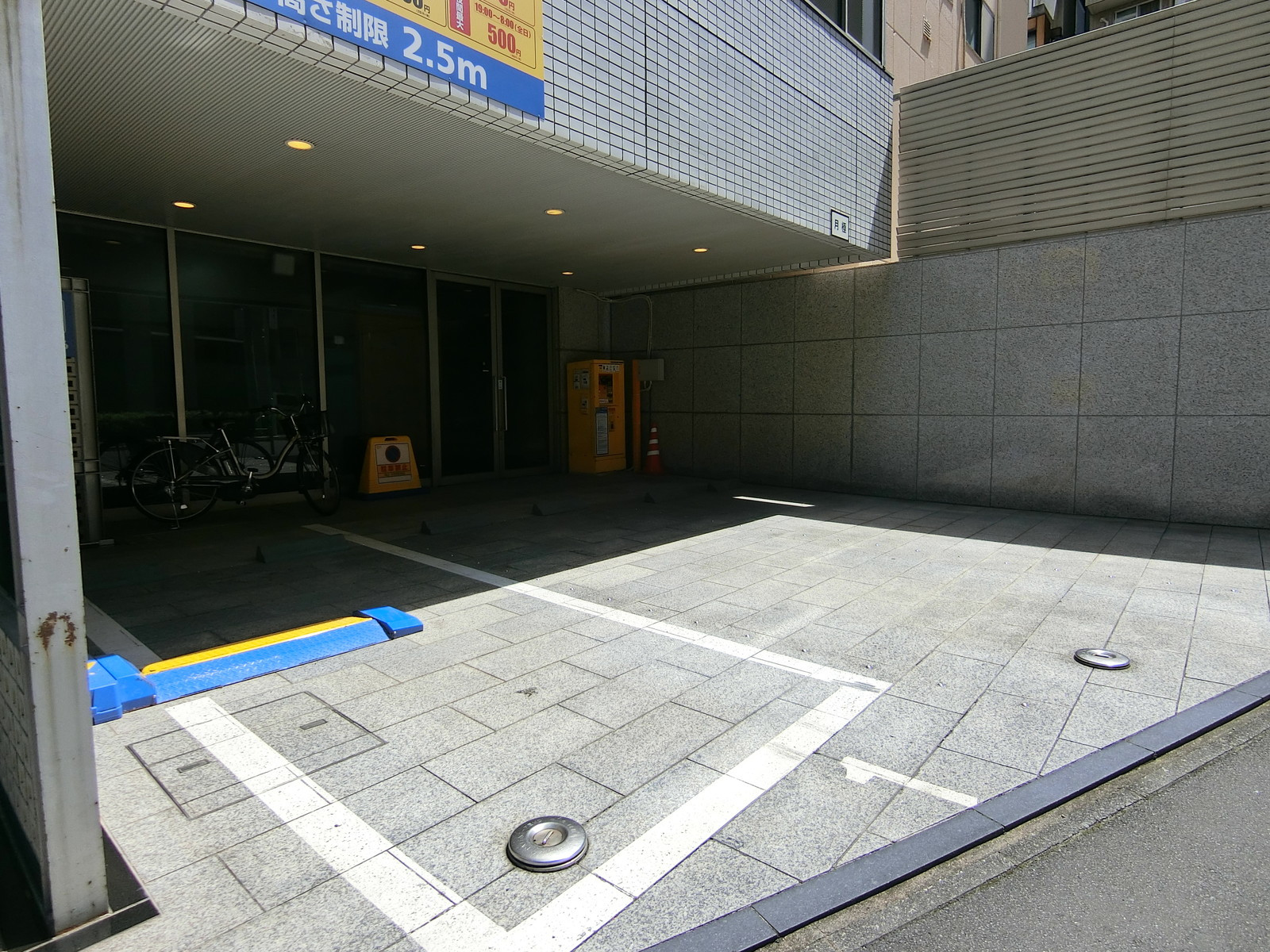 敷地内のコインパーキング