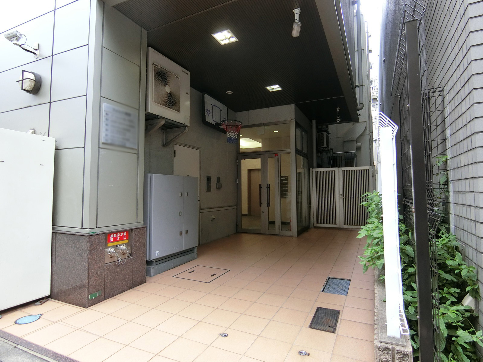 エントランスアプローチ