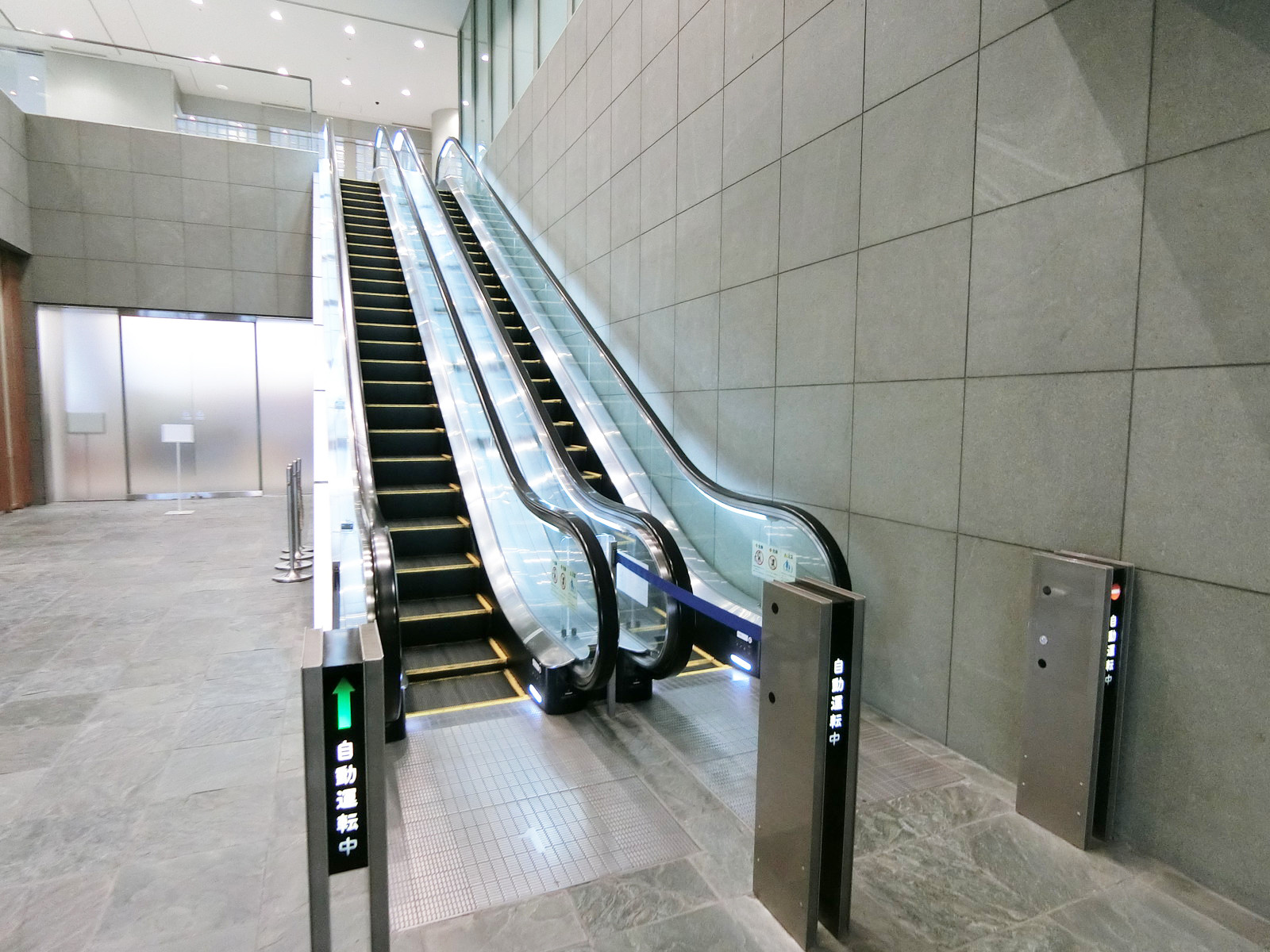 エスカレーター