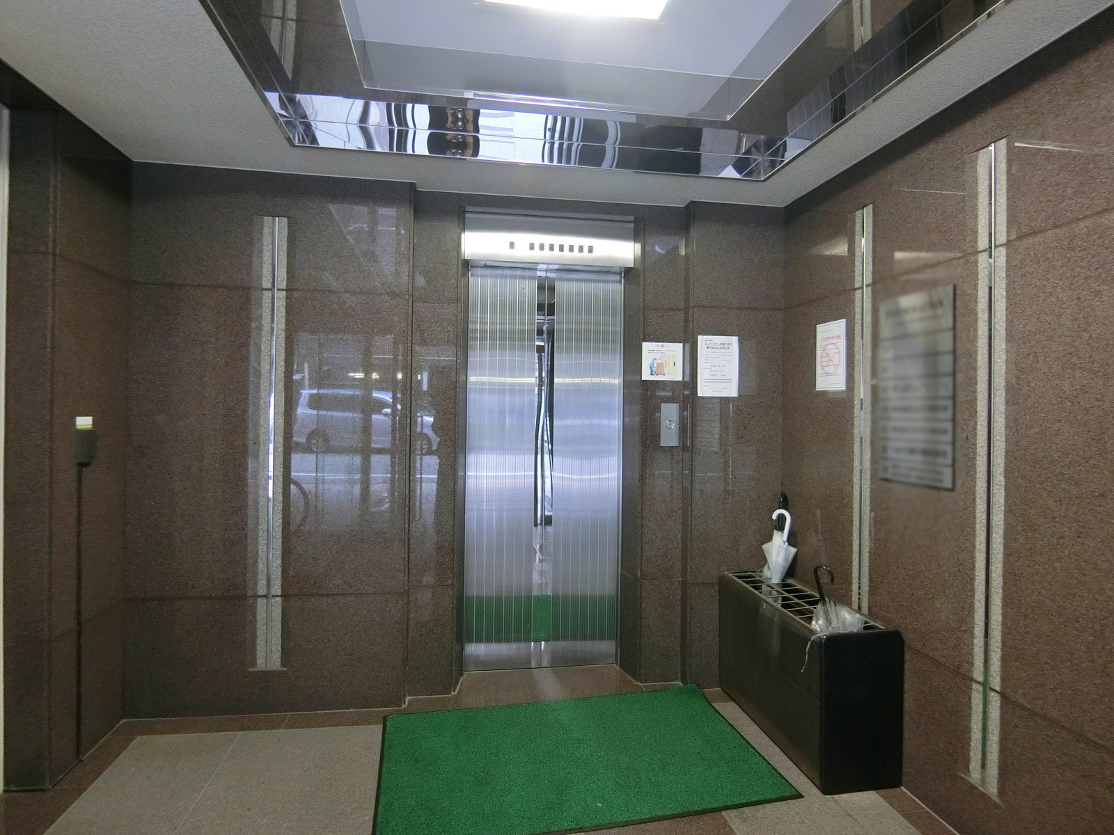エレベーター