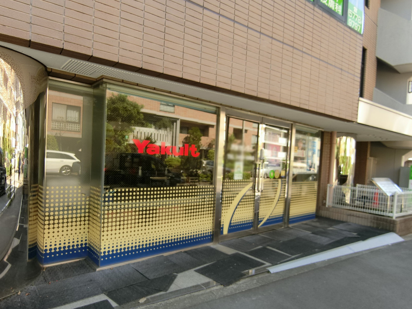 1階テナントの様子